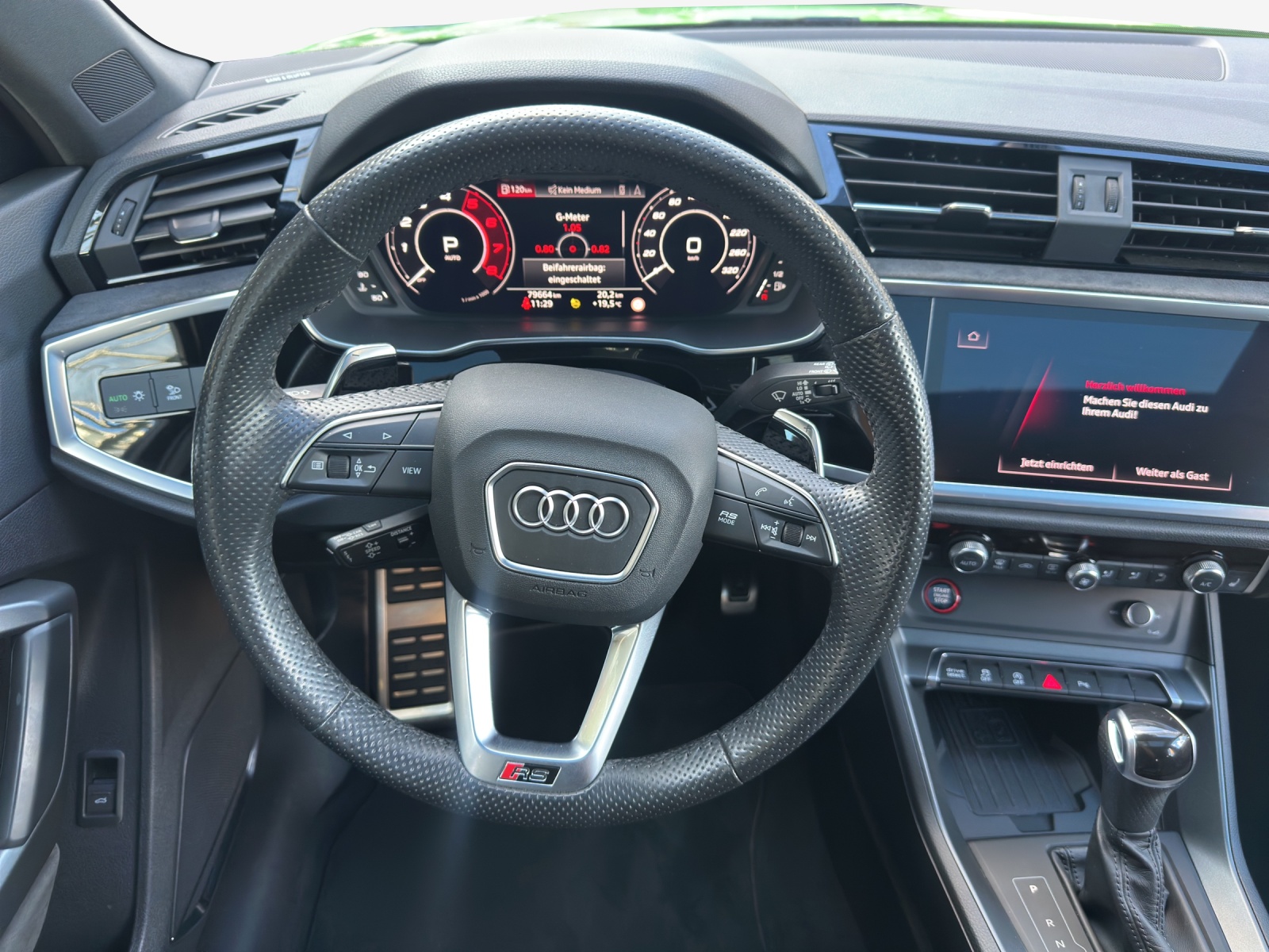AUDI RS Q3 Sportback quattro S tronic-image-9