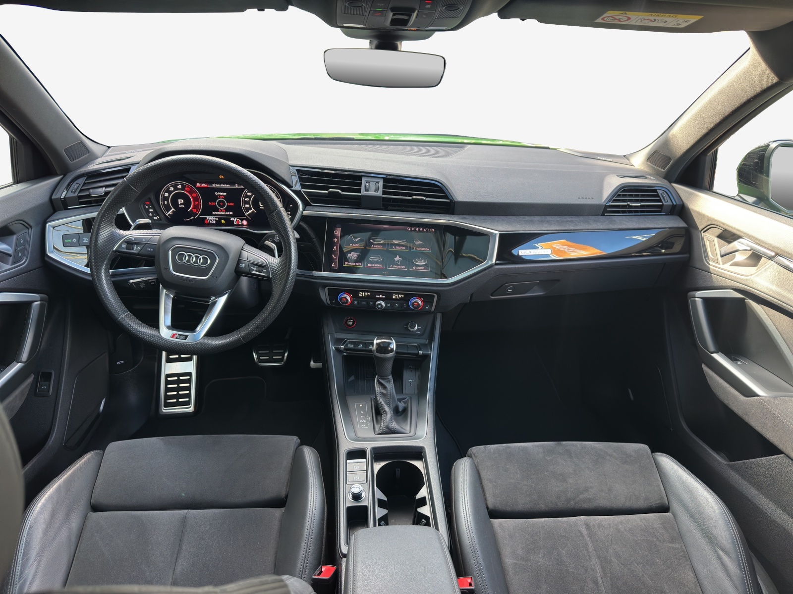 AUDI RS Q3 Sportback quattro S tronic-image-8