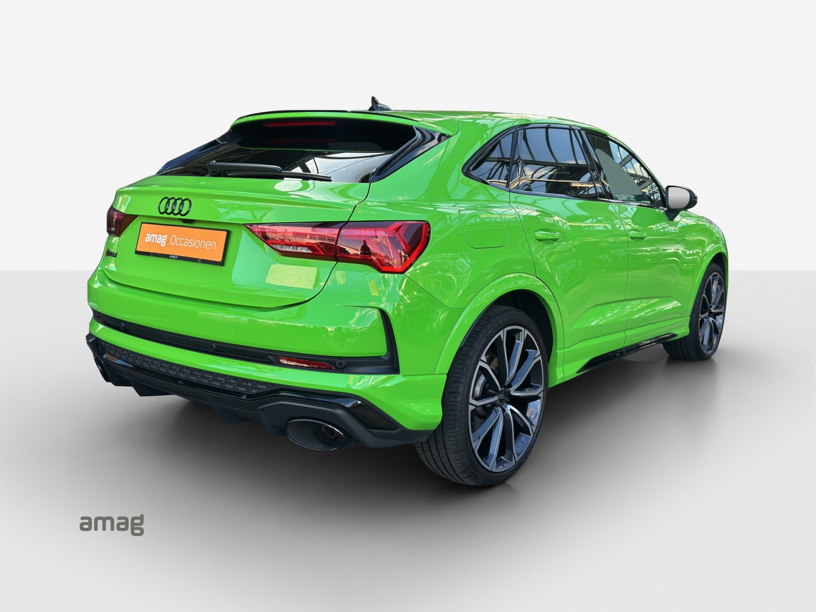 AUDI RS Q3 Sportback quattro S tronic-image-4