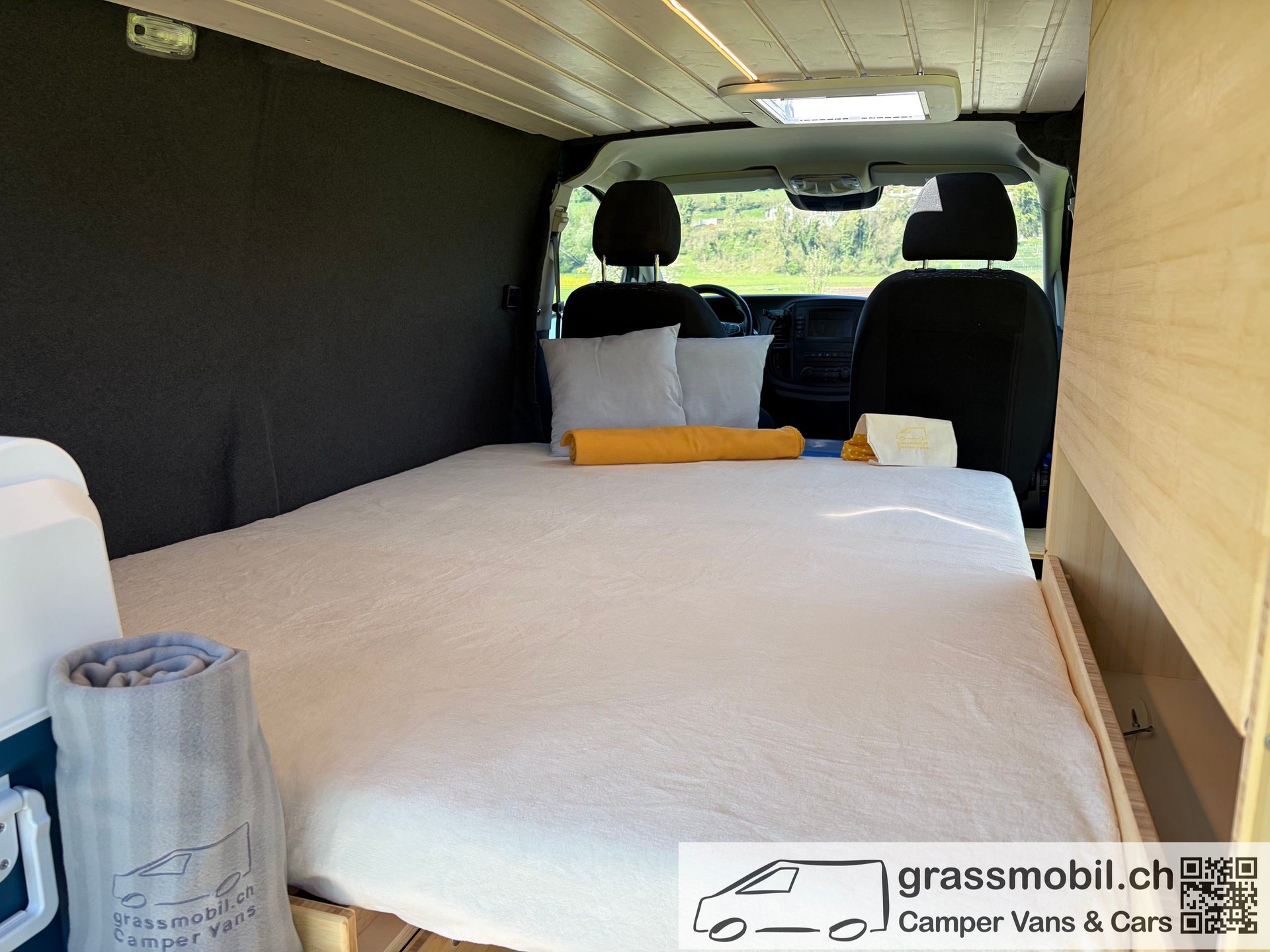 MERCEDES-BENZ Vito 4x4 Camper Van-image-4