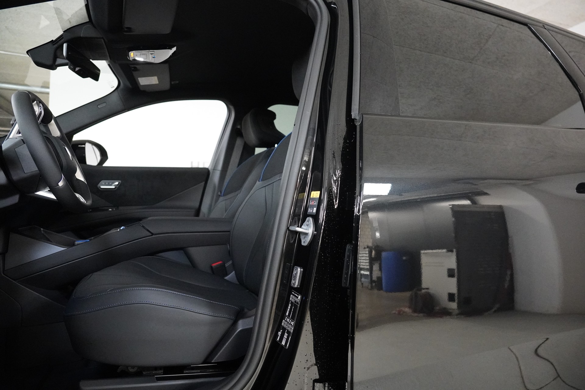 BMW iX3 40 M Sport-image-10