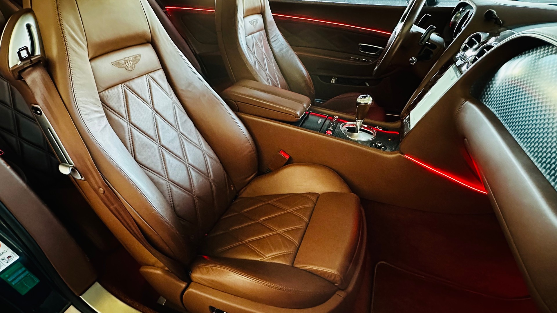 BENTLEY Continental GT Speed 6.0-image-12