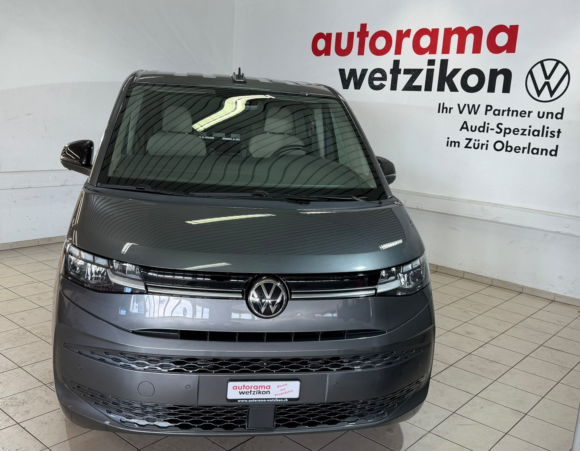 VW Multivan 2.0 TDI Life DSG Lang-showroom-element-1