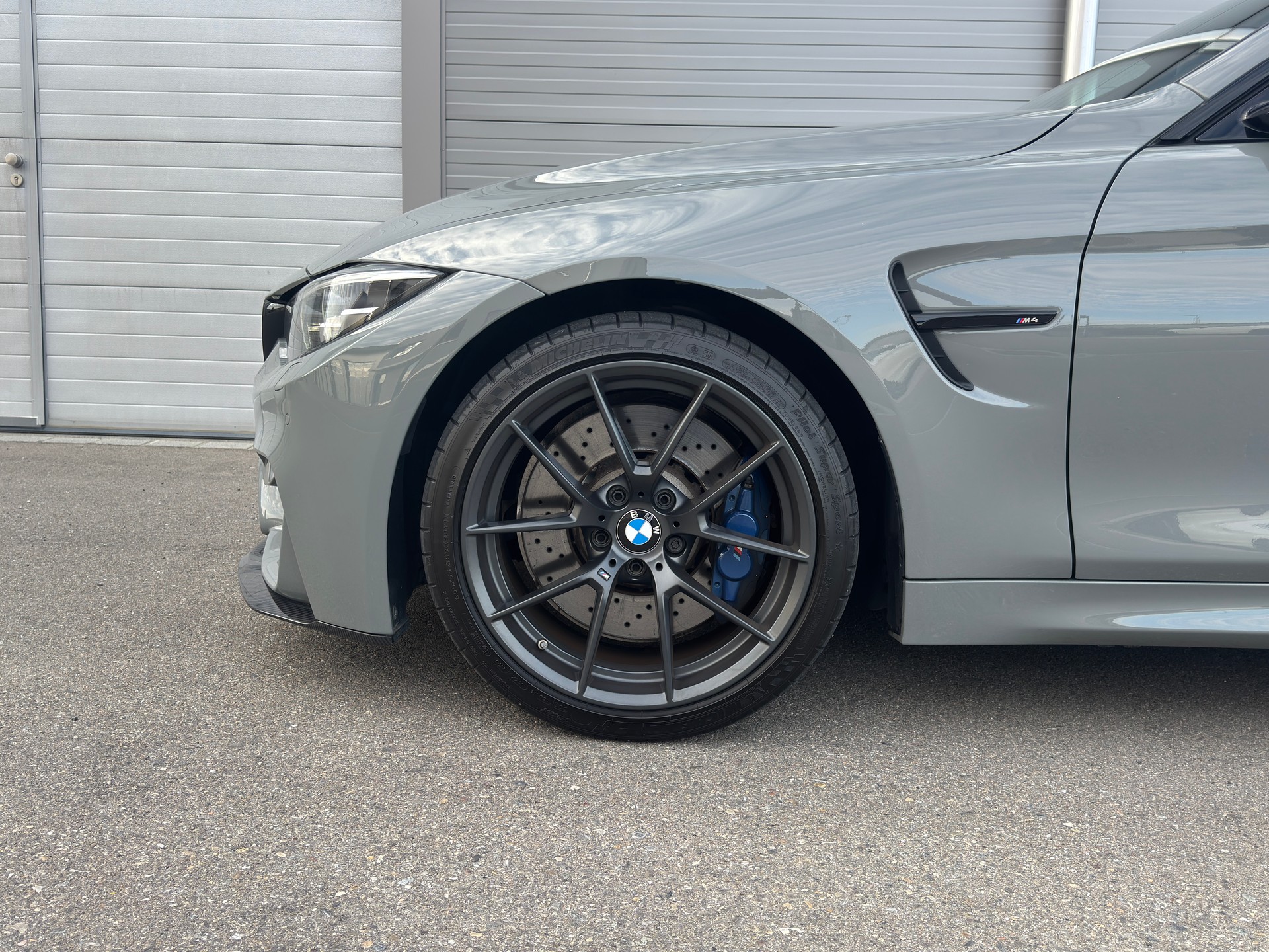 BMW M4 Coupé CS DKG-image-3