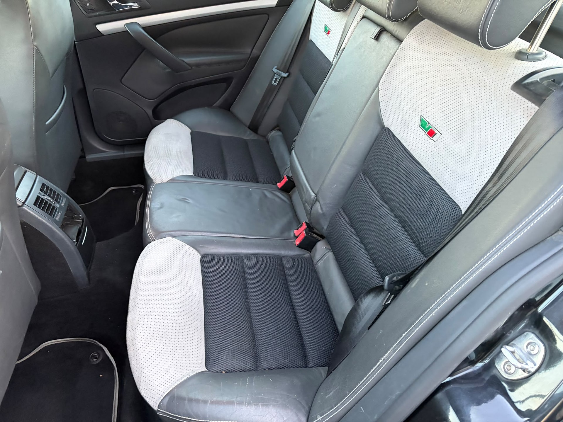 SKODA Octavia 2.0 TFSI RS-image-13