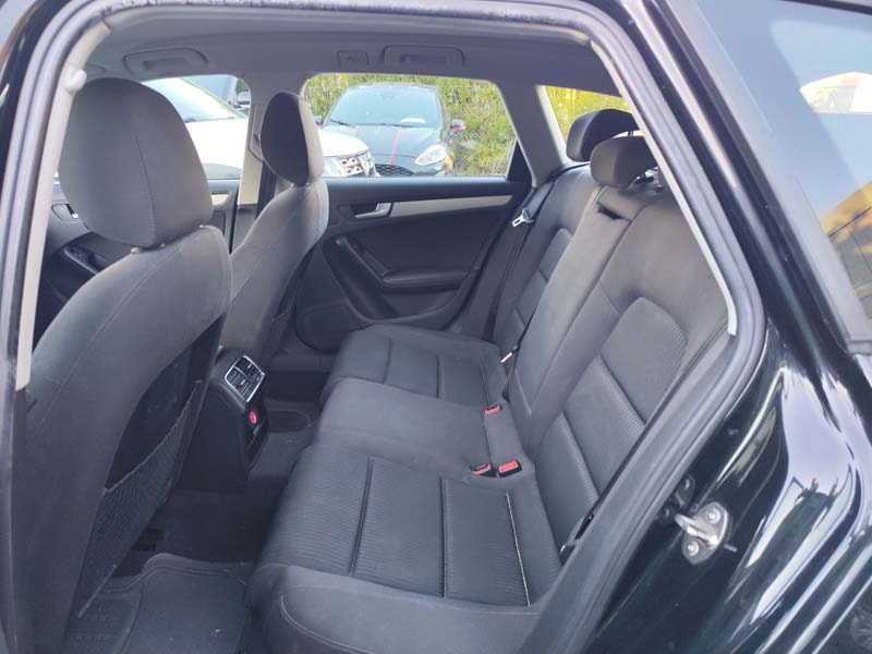 AUDI A4 Avant 1.8 TFSI multitronic-image-11