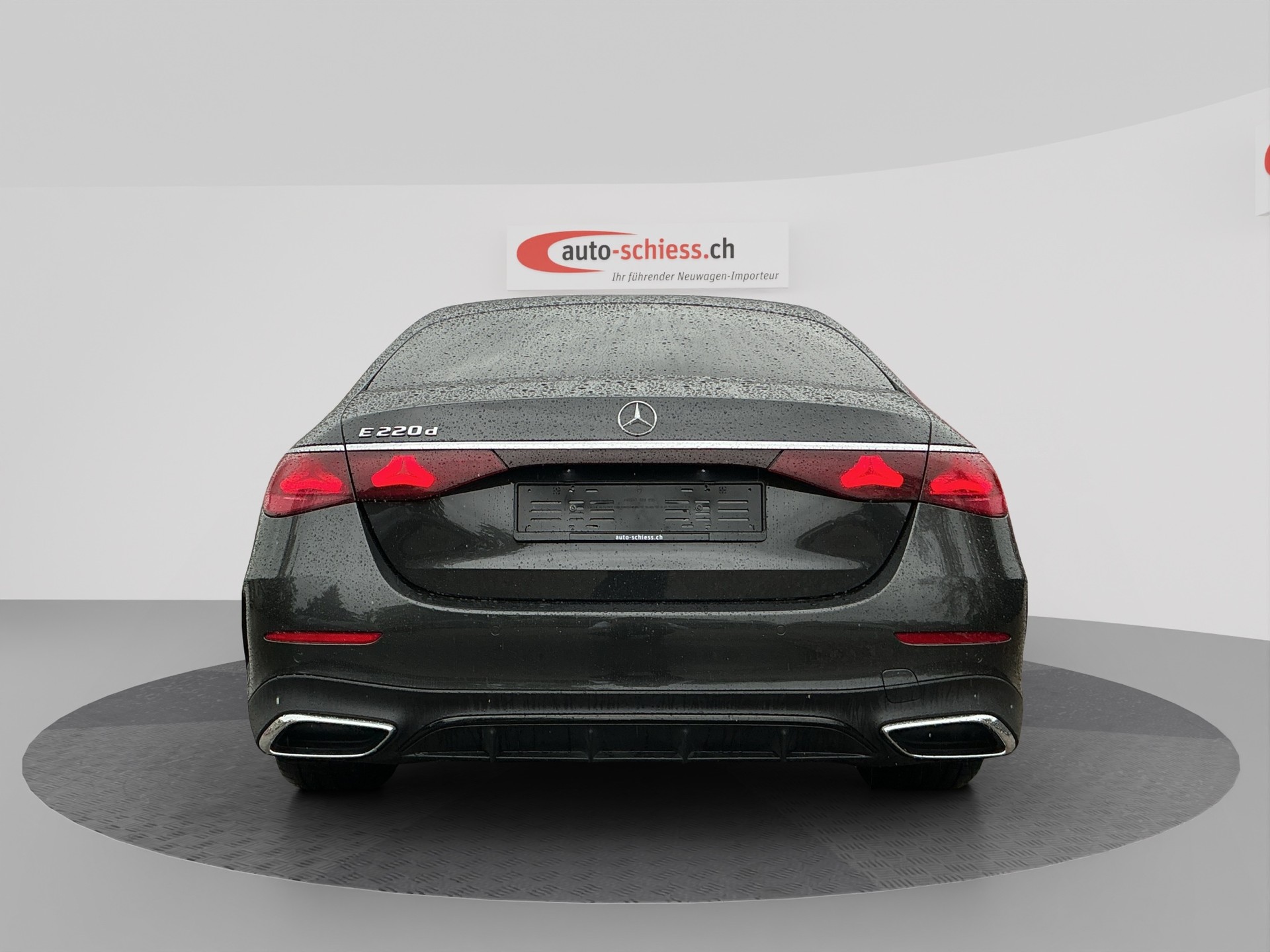 MERCEDES-BENZ E 220 d AMG Line 9G-Tronic Night-image-3