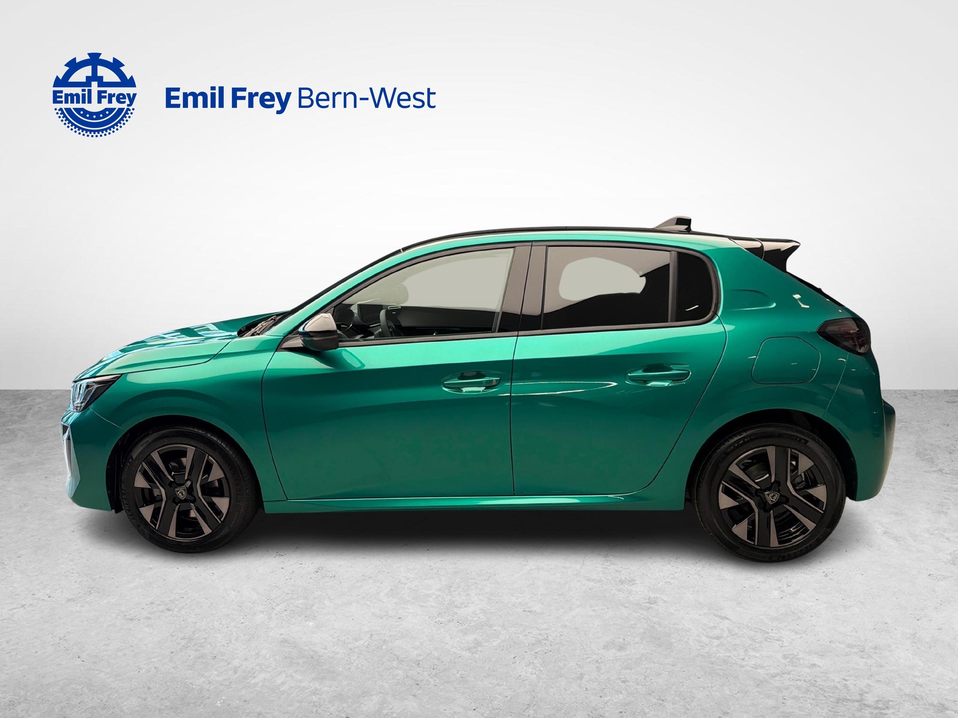 PEUGEOT 208 1.2 Hybrid Envy-image-1