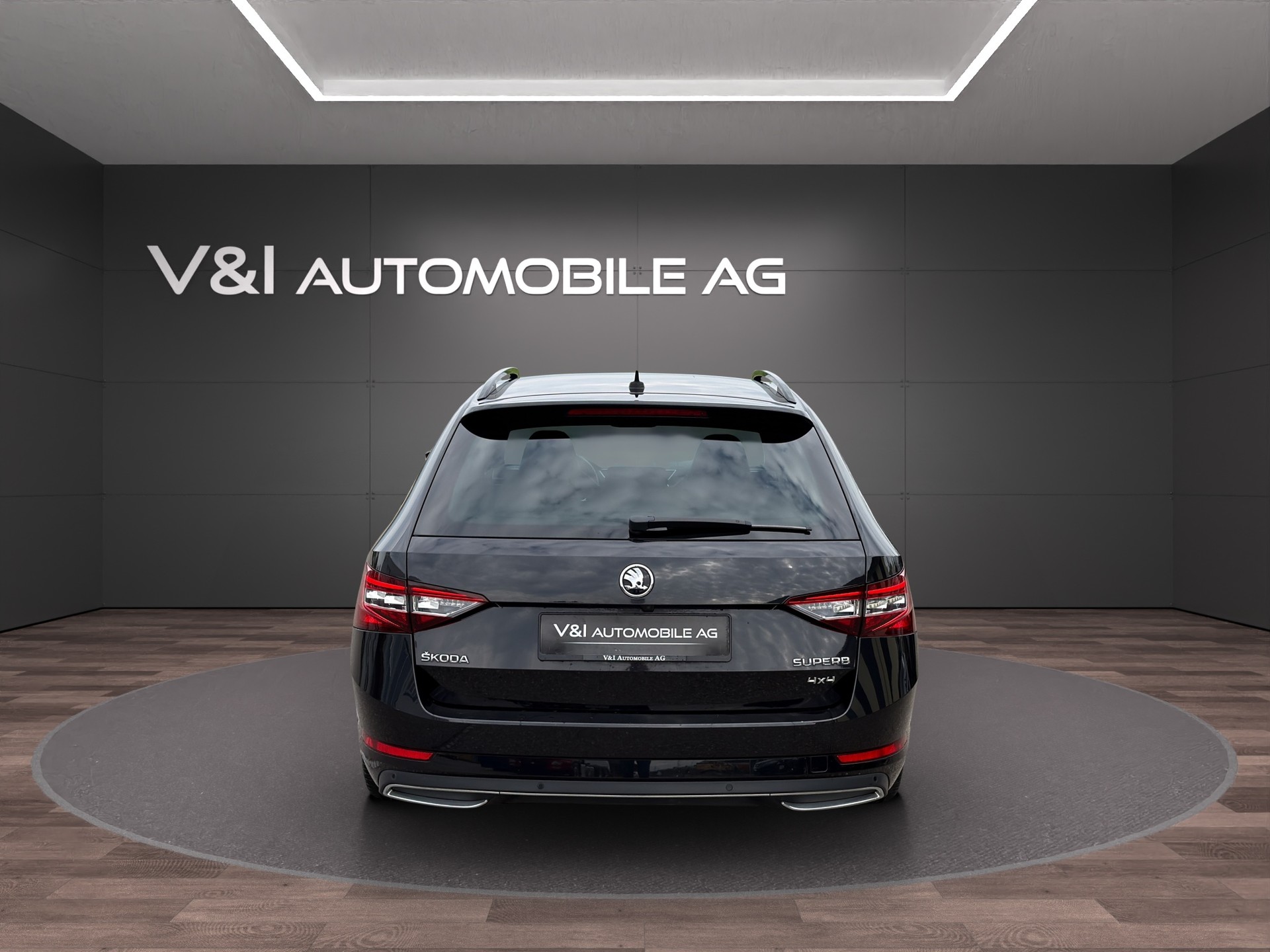 SKODA Superb Combi 2.0 TDi Ambition 4x4 DSG-image-5