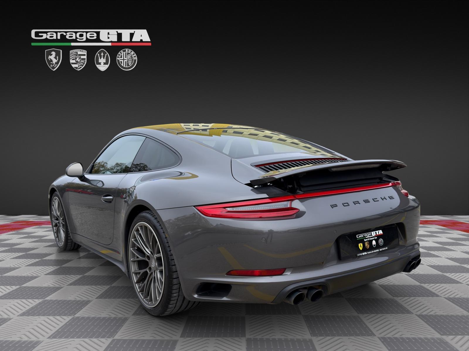 PORSCHE 911 Carrera 4 PDK-image-2