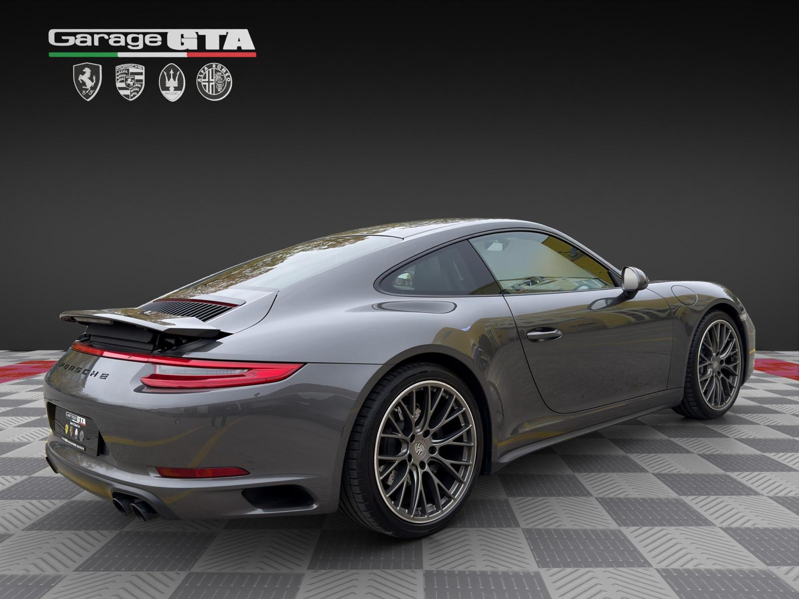 PORSCHE 911 Carrera 4 PDK-image-4