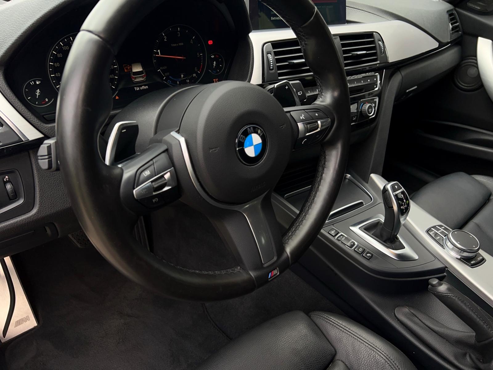 BMW 320d xDrive Touring Edition M Sport Steptronic-image-16