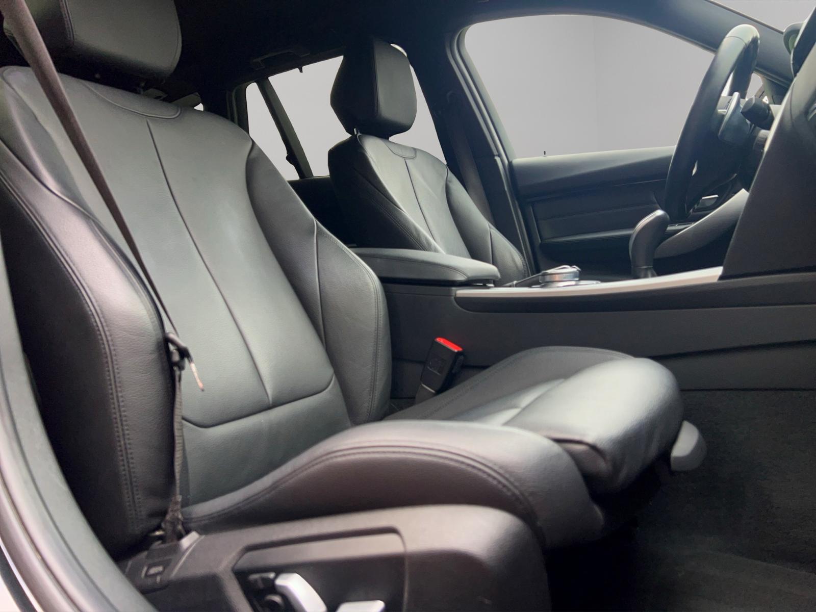 BMW 320d xDrive Touring Edition M Sport Steptronic-image-12