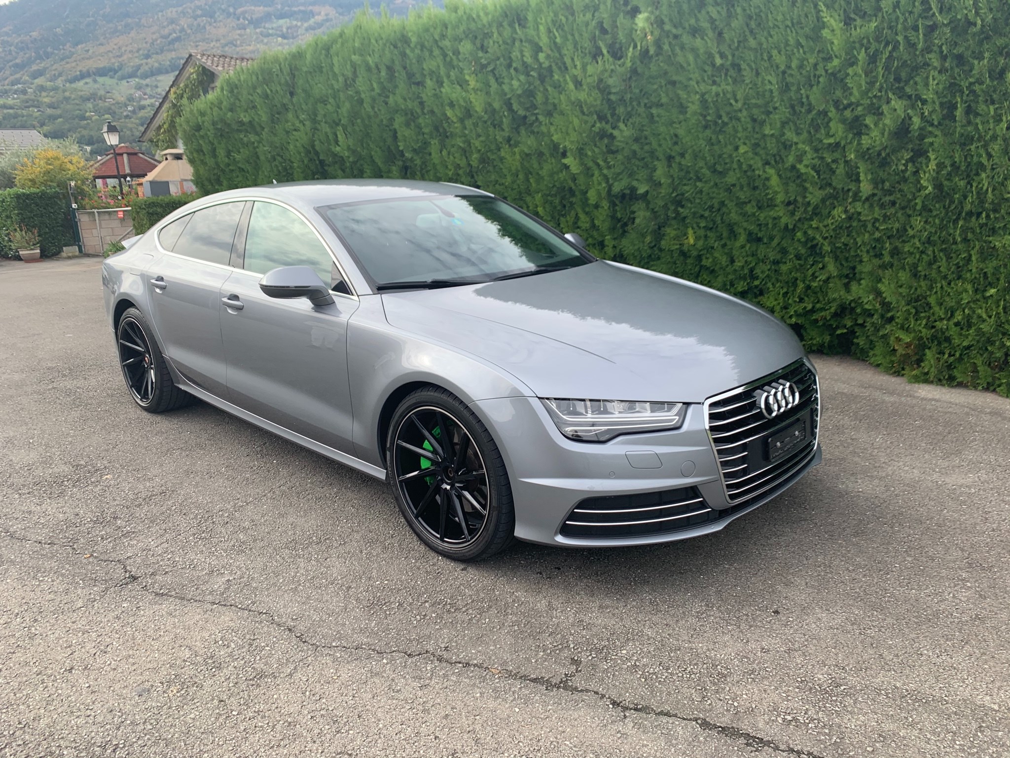Car photo