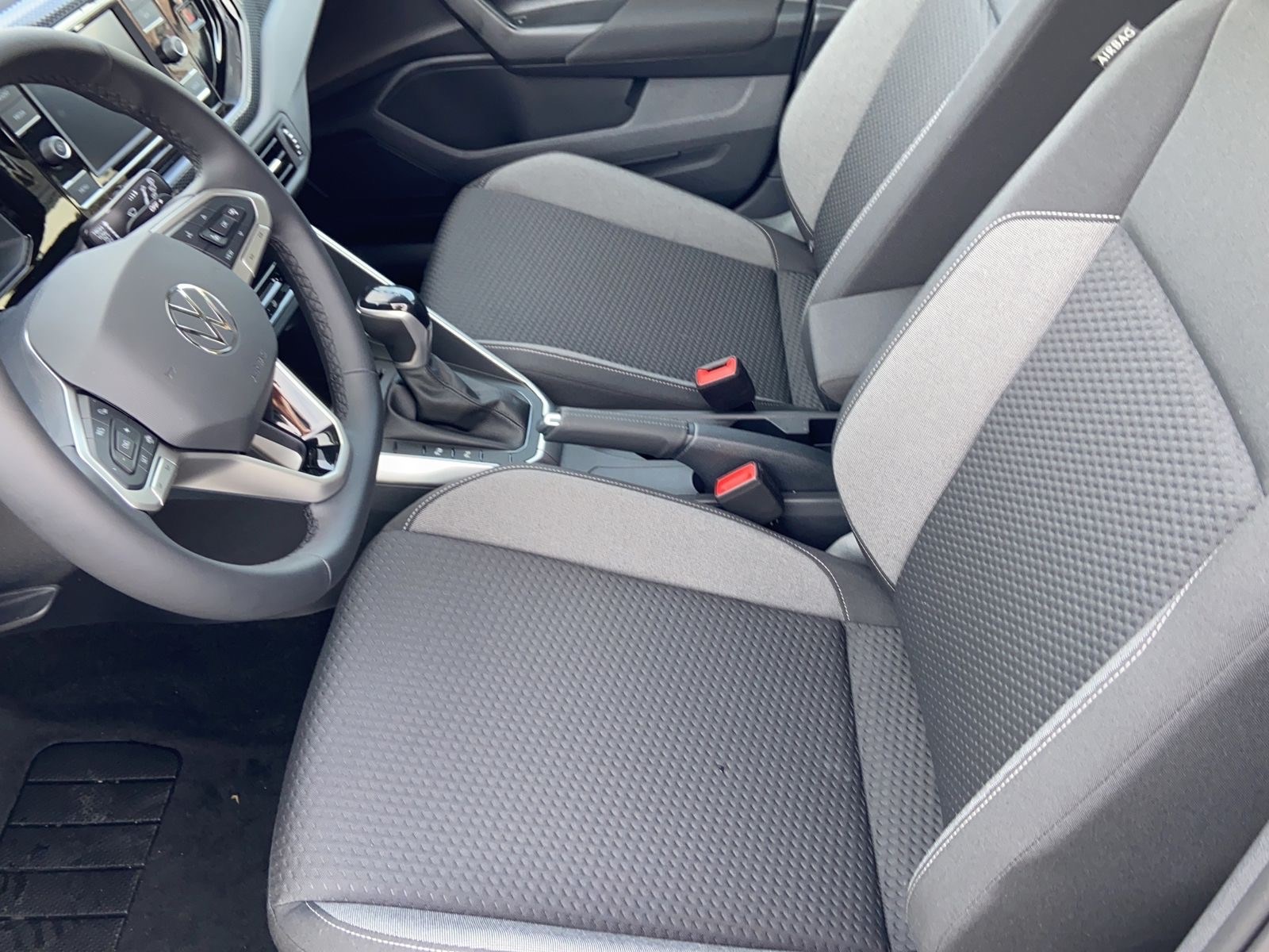 VW Taigo 1.0 TSI Life DSG-image-9
