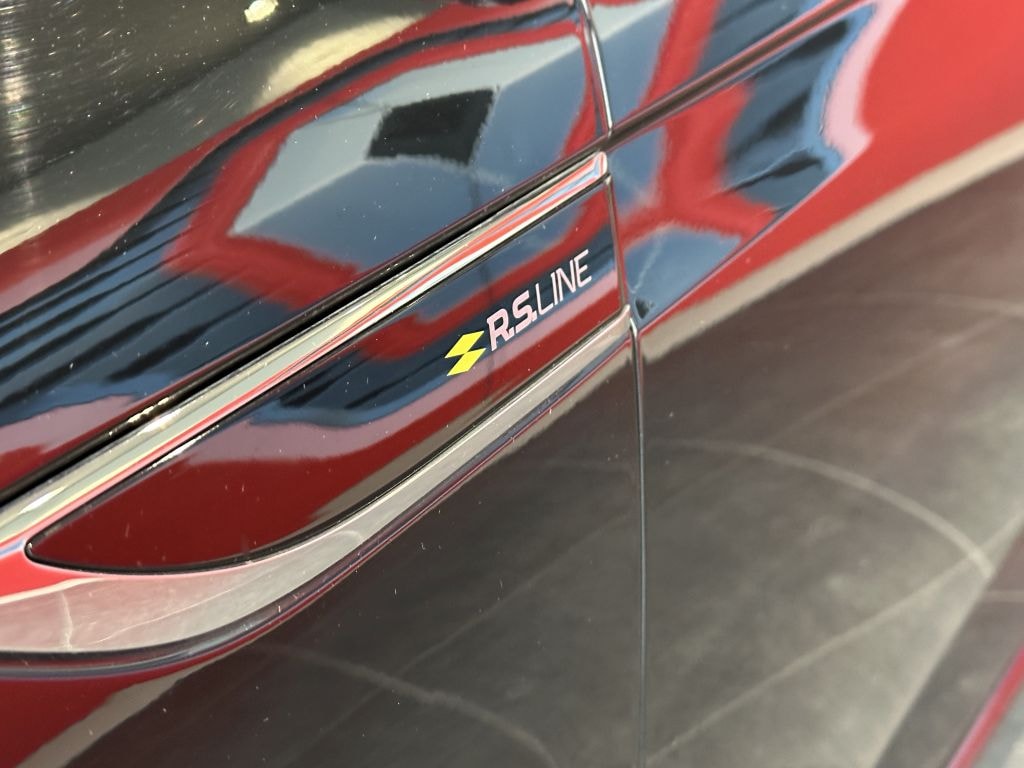 RENAULT Mégane Berline 1.6 E-Tech R.S. Line-image-4