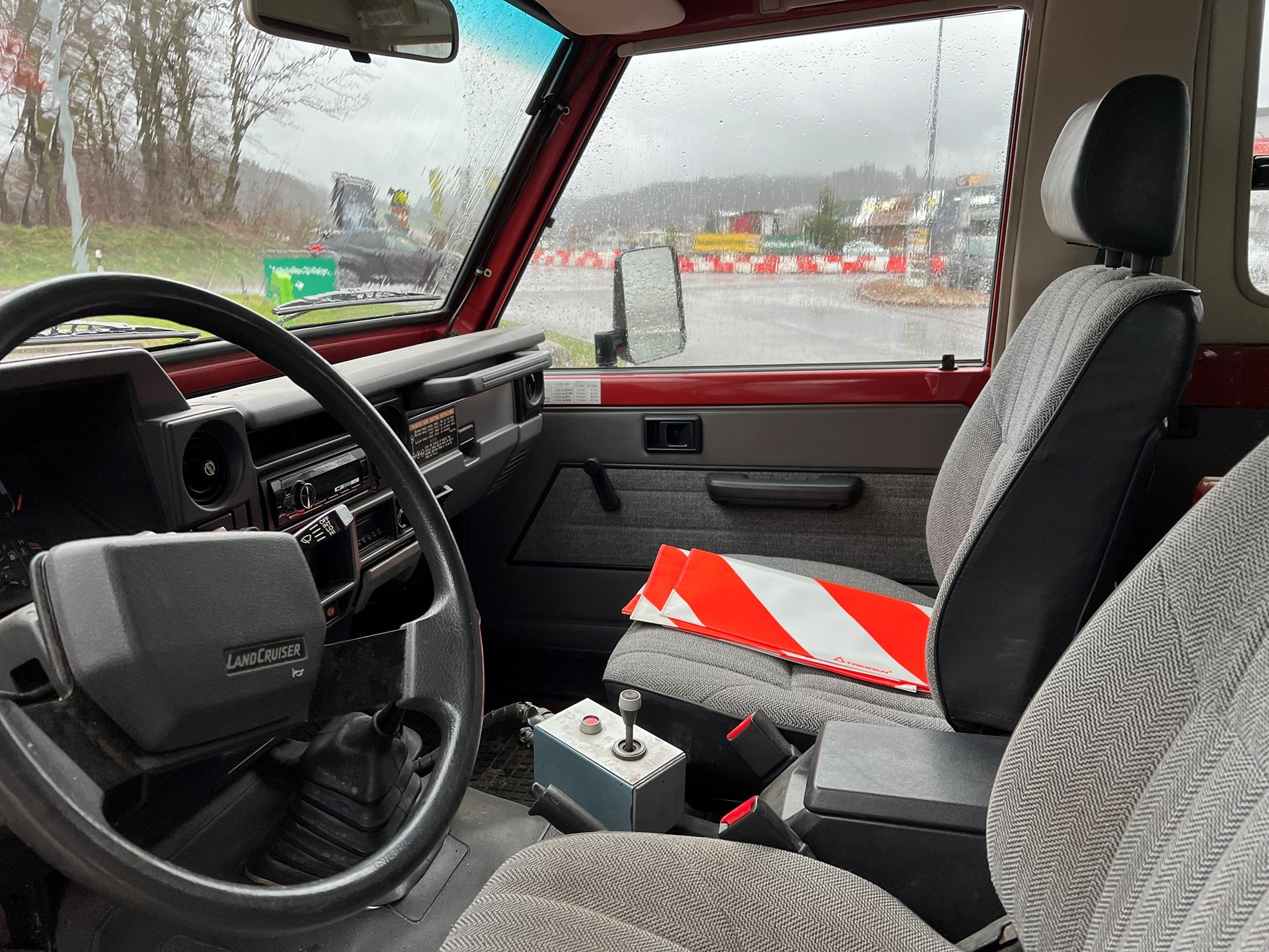 TOYOTA RJ 73 LV-MNEW FRP-Top-image-10