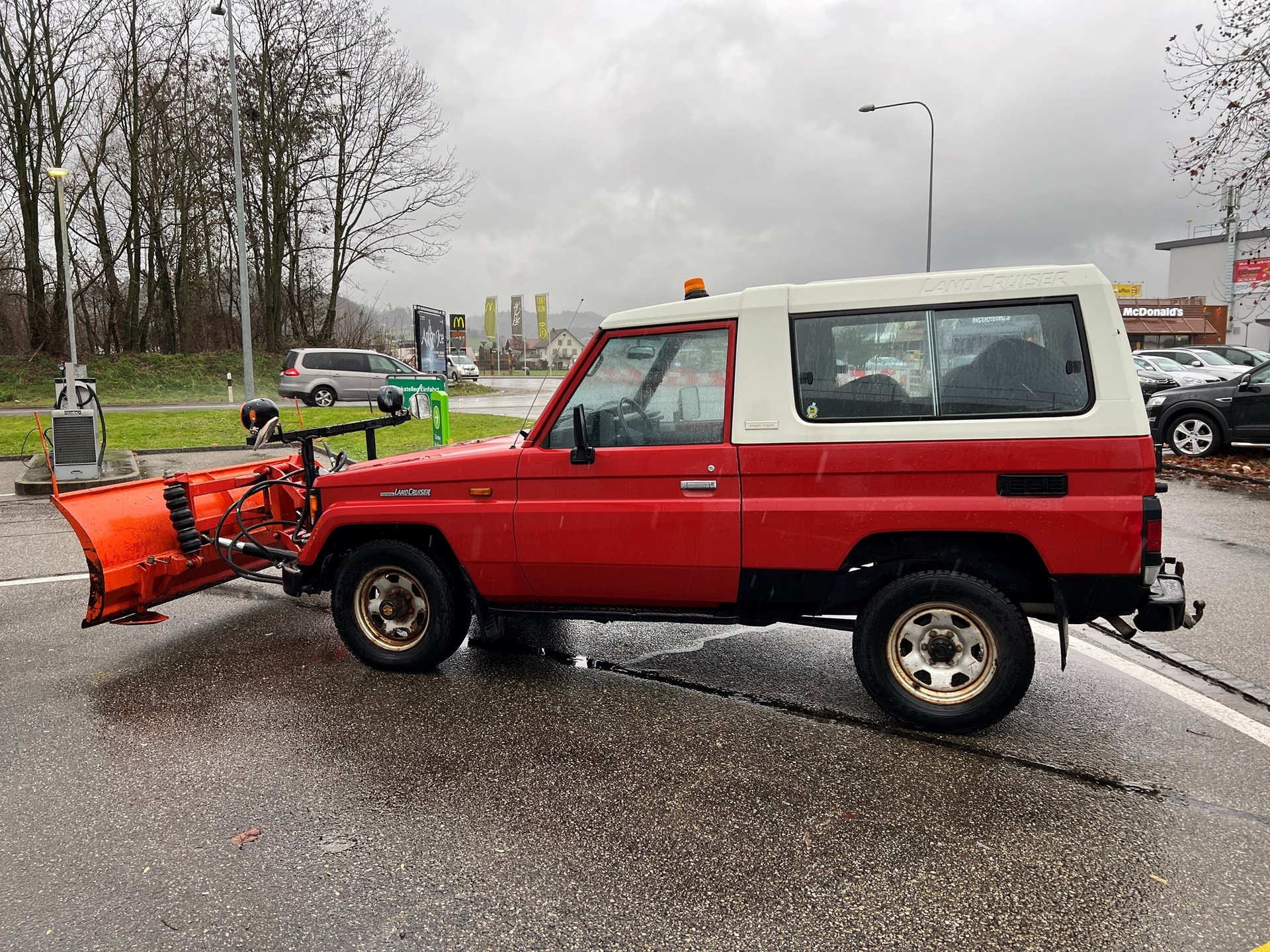 TOYOTA RJ 73 LV-MNEW FRP-Top-image-6