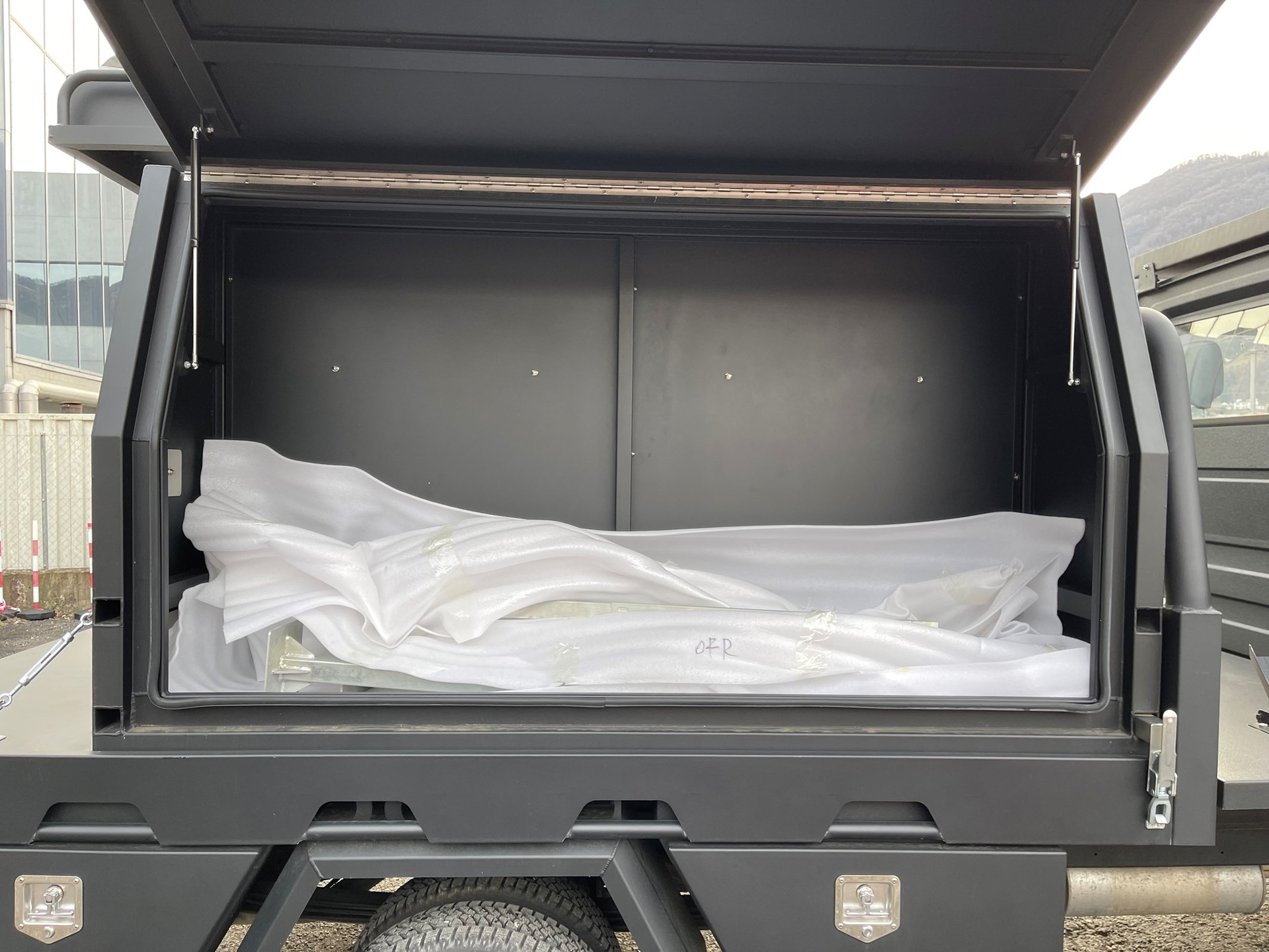 MERCEDES-BENZ Sprinter CAMPER 413 CDI 4x4-image-11