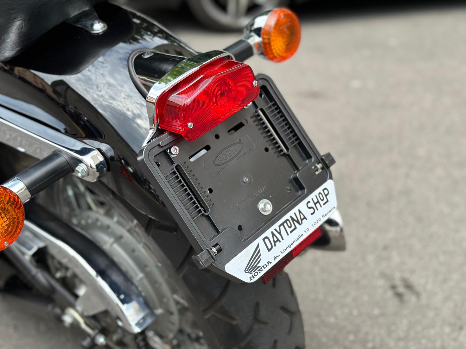 KAWASAKI VN 800 Classic-image-8