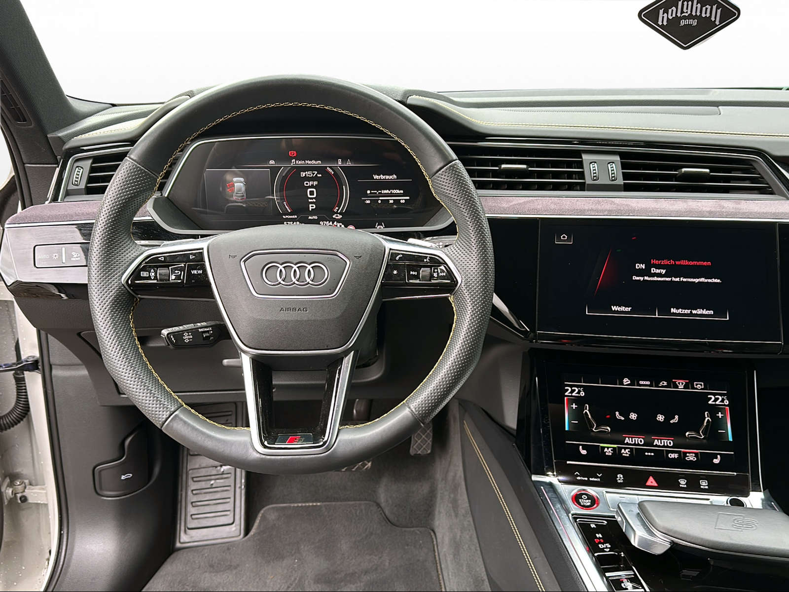 AUDI e-tron S Sportback quattro-image-3