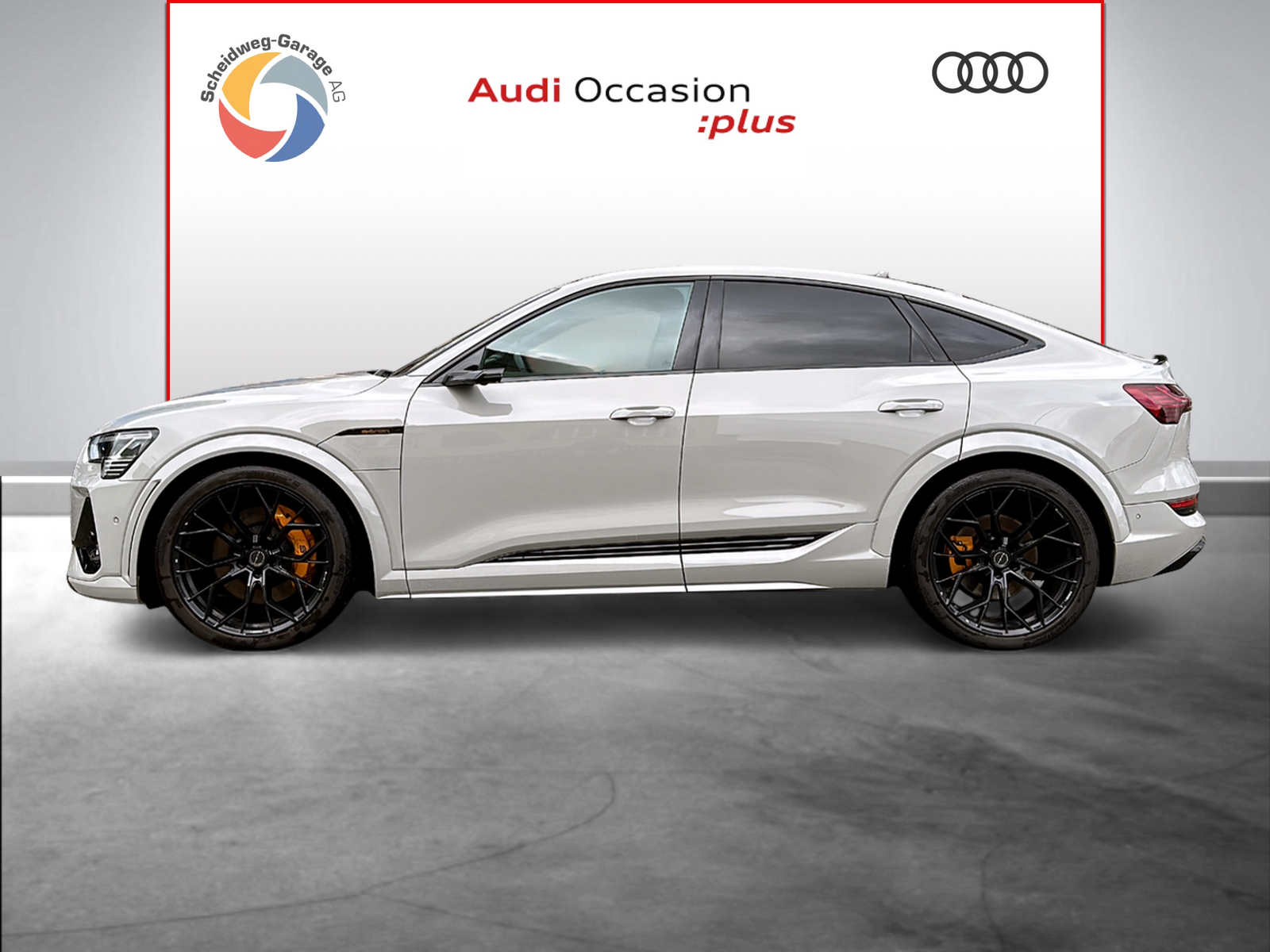 AUDI e-tron S Sportback quattro-image-2