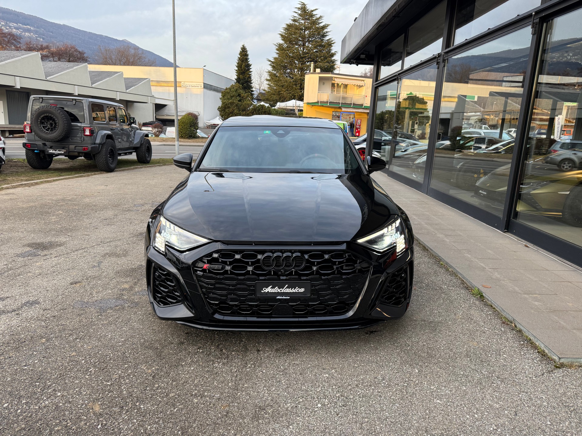 AUDI RS3 Sportback 2.5 TSI quattro-showroom-element-1