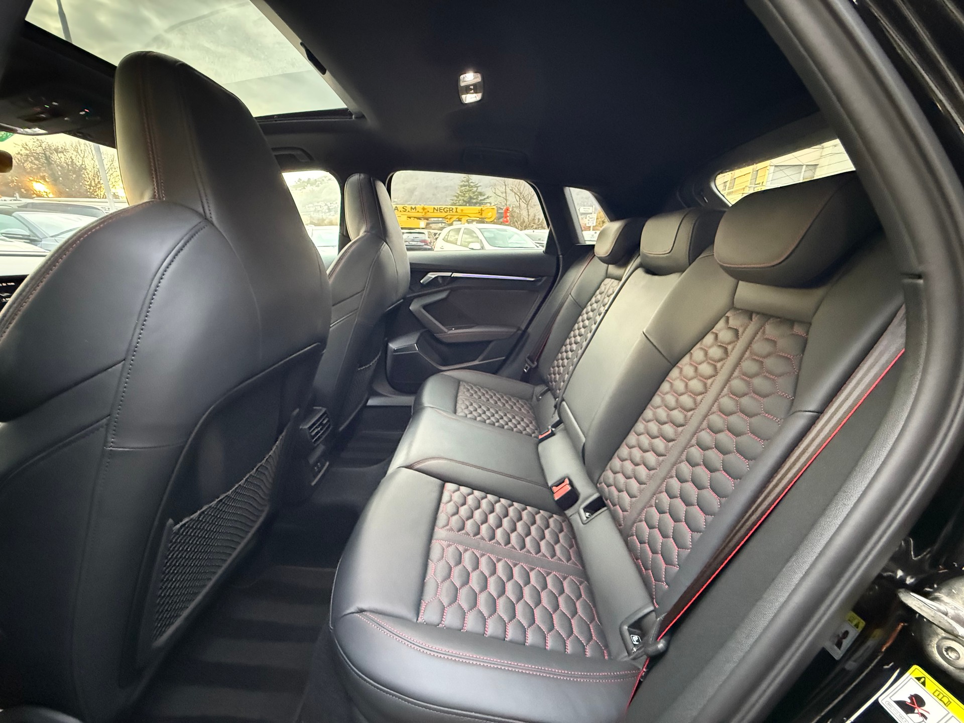 AUDI RS3 Sportback 2.5 TSI quattro-image-17