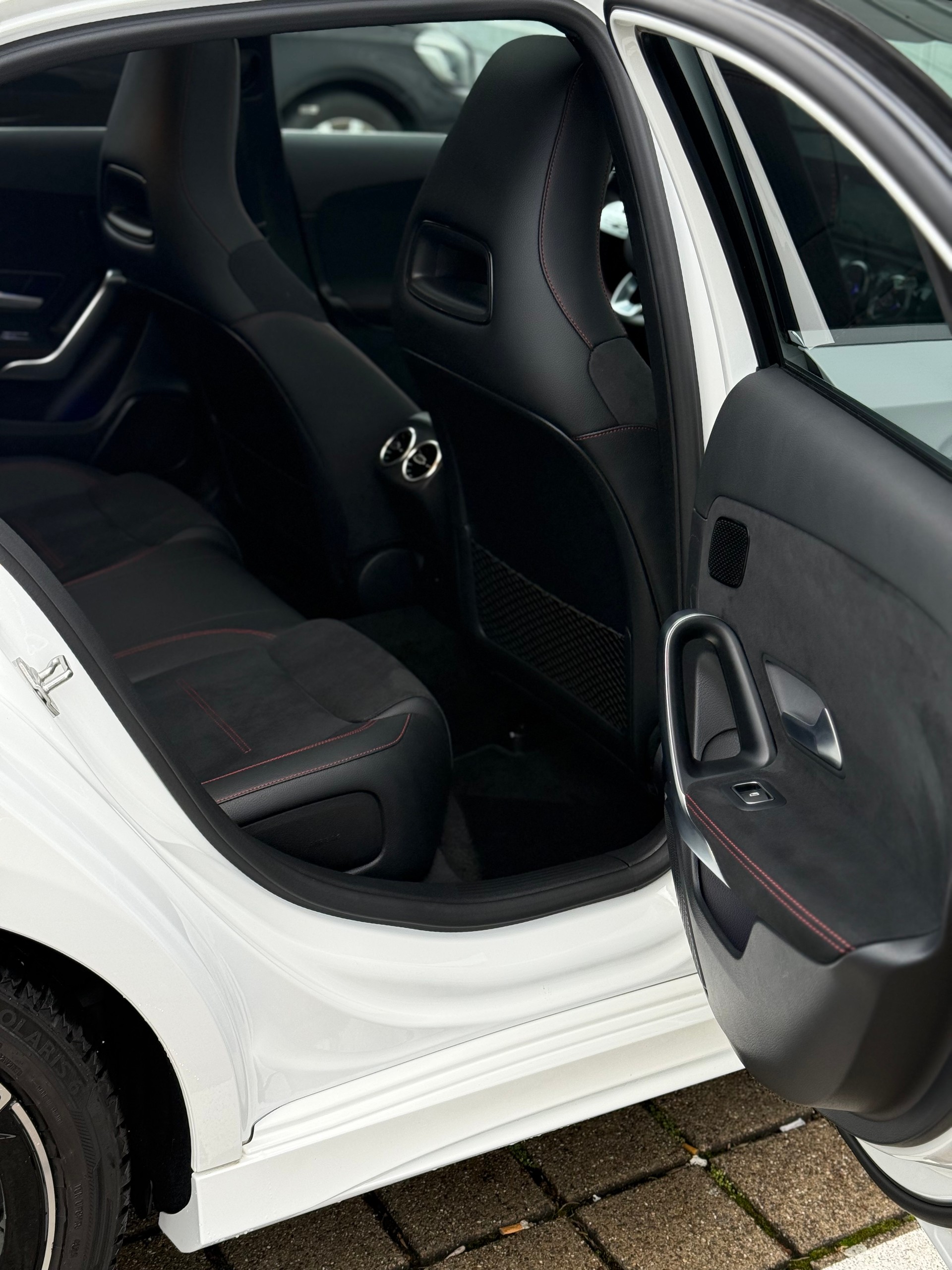MERCEDES-BENZ MERCEDES-BENZ A250 AMG LINE 4matic 7G TRONIC-image-10