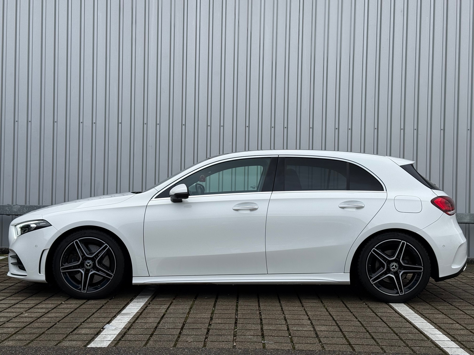 MERCEDES-BENZ MERCEDES-BENZ A250 AMG LINE 4matic 7G TRONIC-image-2