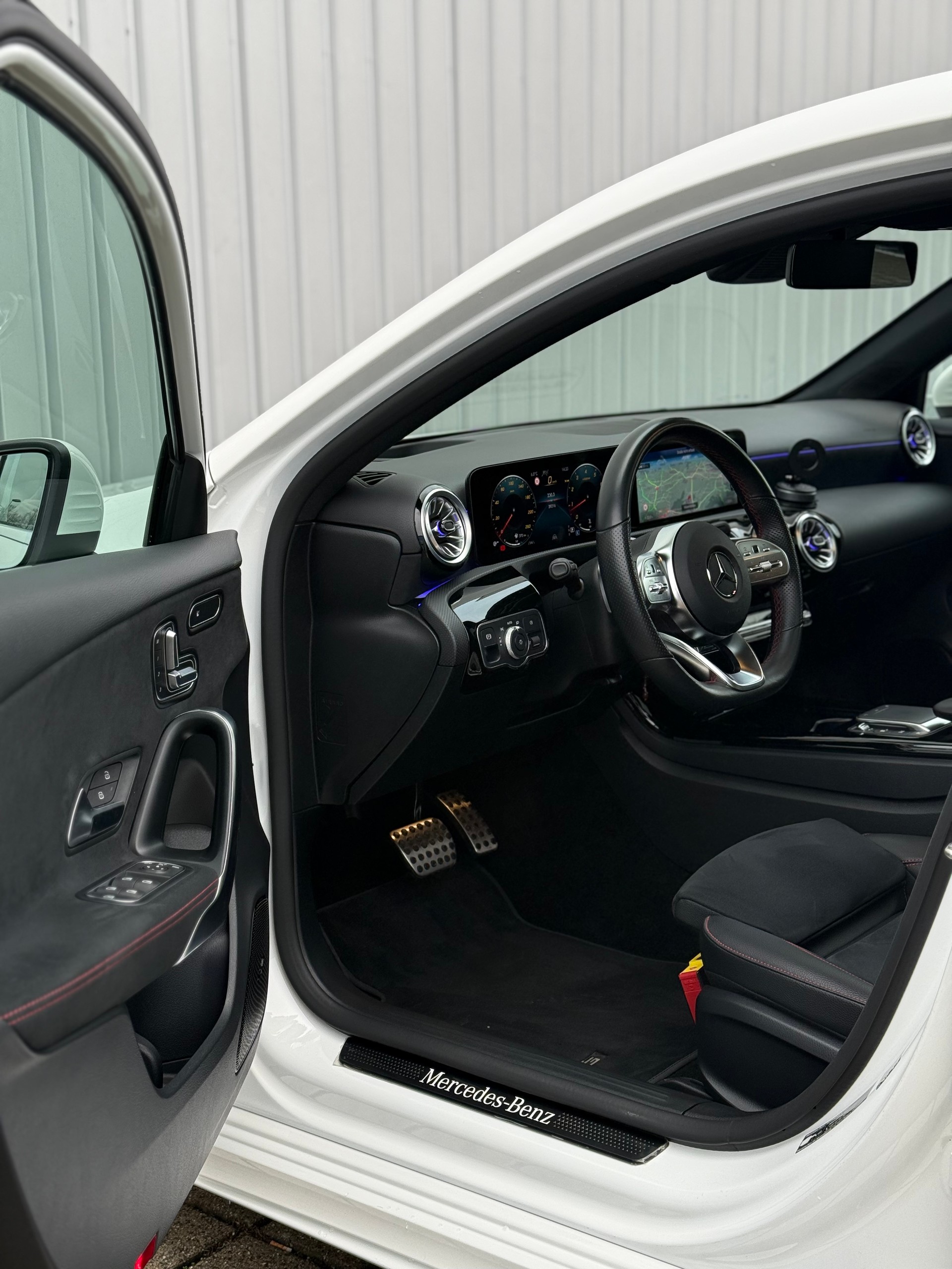 MERCEDES-BENZ MERCEDES-BENZ A250 AMG LINE 4matic 7G TRONIC-image-7
