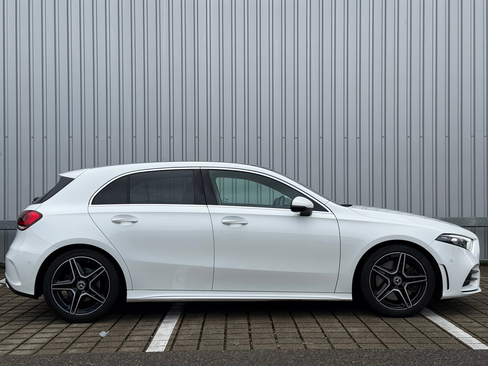 MERCEDES-BENZ MERCEDES-BENZ A250 AMG LINE 4matic 7G TRONIC-image-3