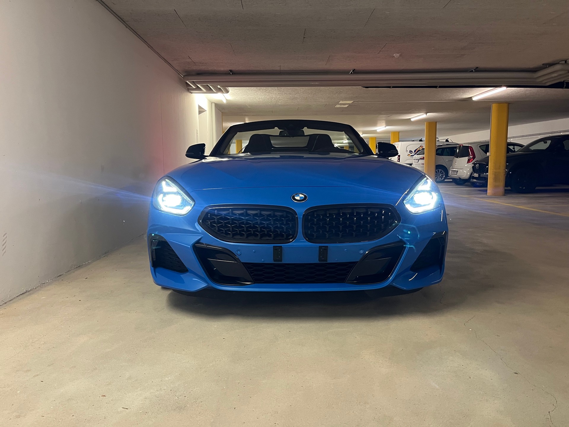 BMW Z4 sDrive 20i Steptronic-image-12