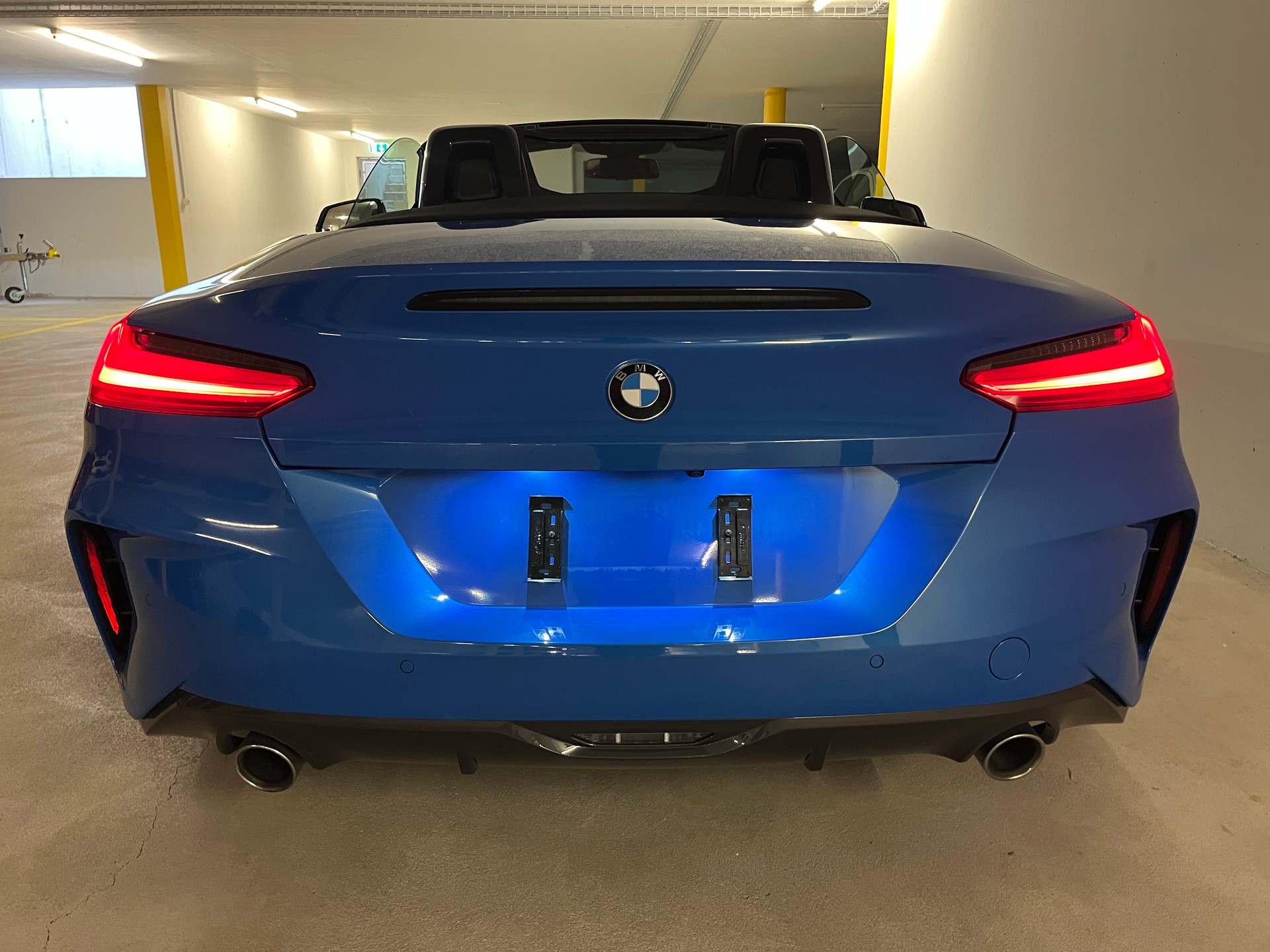 BMW Z4 sDrive 20i Steptronic-image-11