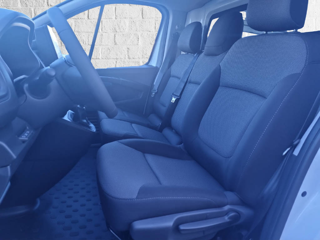 RENAULT Trafic Kastenwagen Advance KW L2H1 2.0 Blue dCi 130 E Ntzl.-image-9