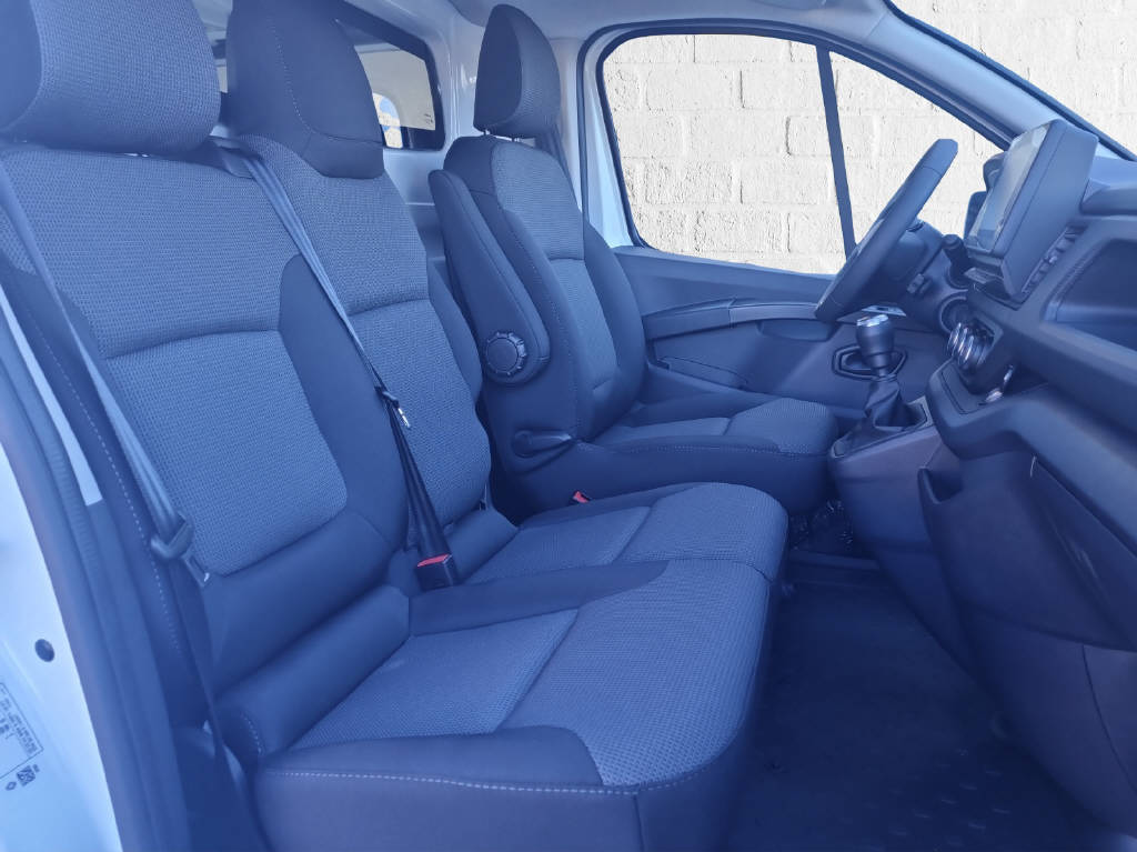 RENAULT Trafic Kastenwagen Advance KW L2H1 2.0 Blue dCi 130 E Ntzl.-image-10