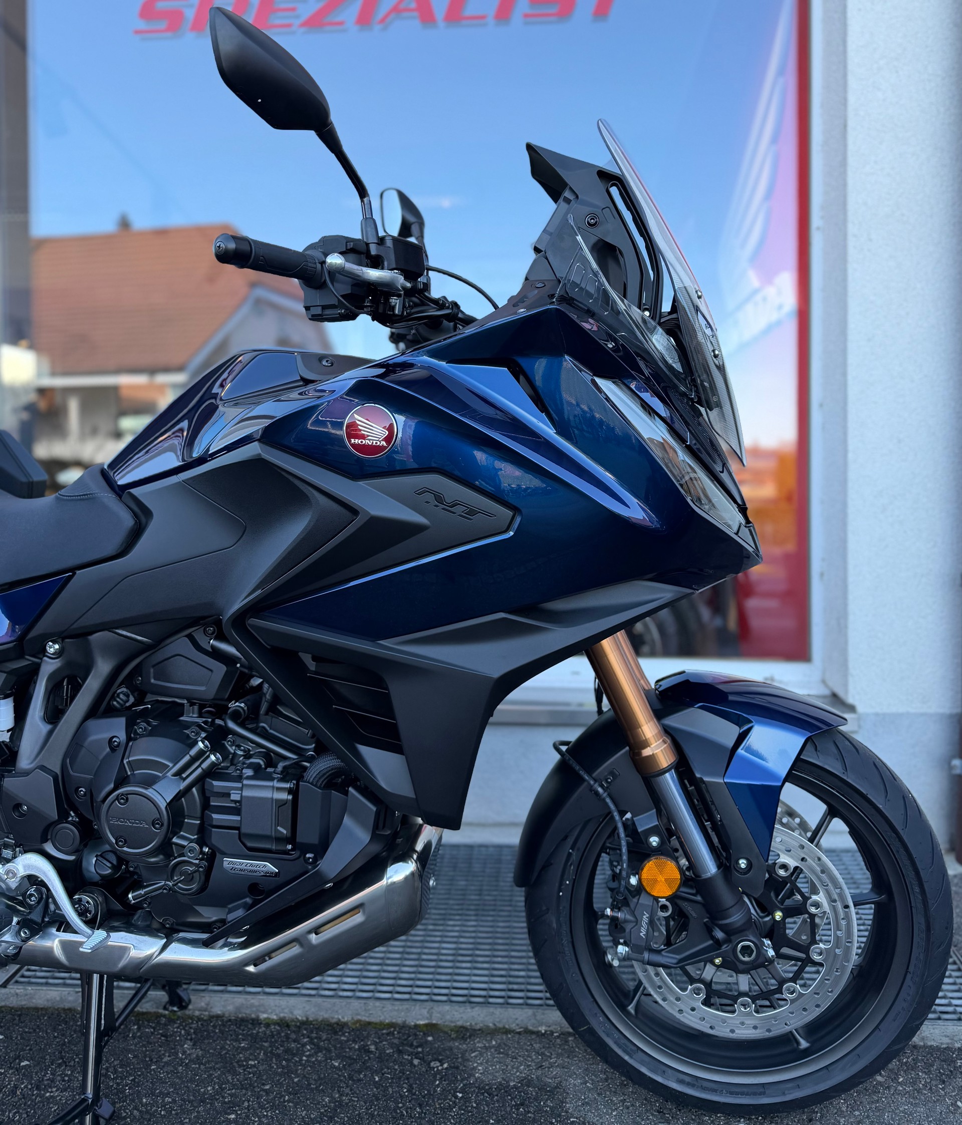 HONDA NT 1100 DCT E.S. Modell 2026-image-4