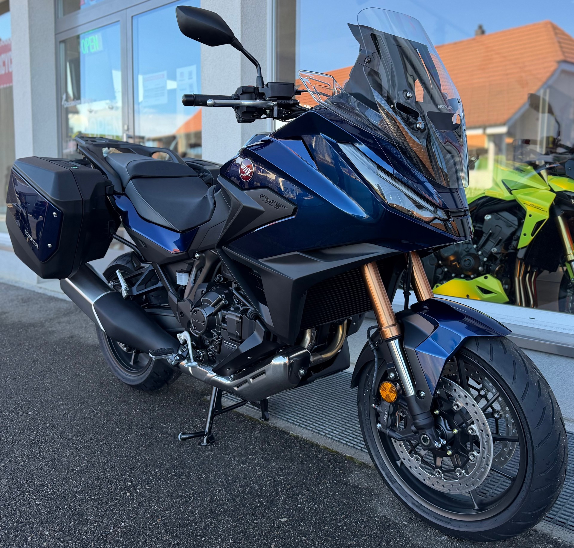 HONDA NT 1100 DCT E.S. Modell 2026-showroom-element-2