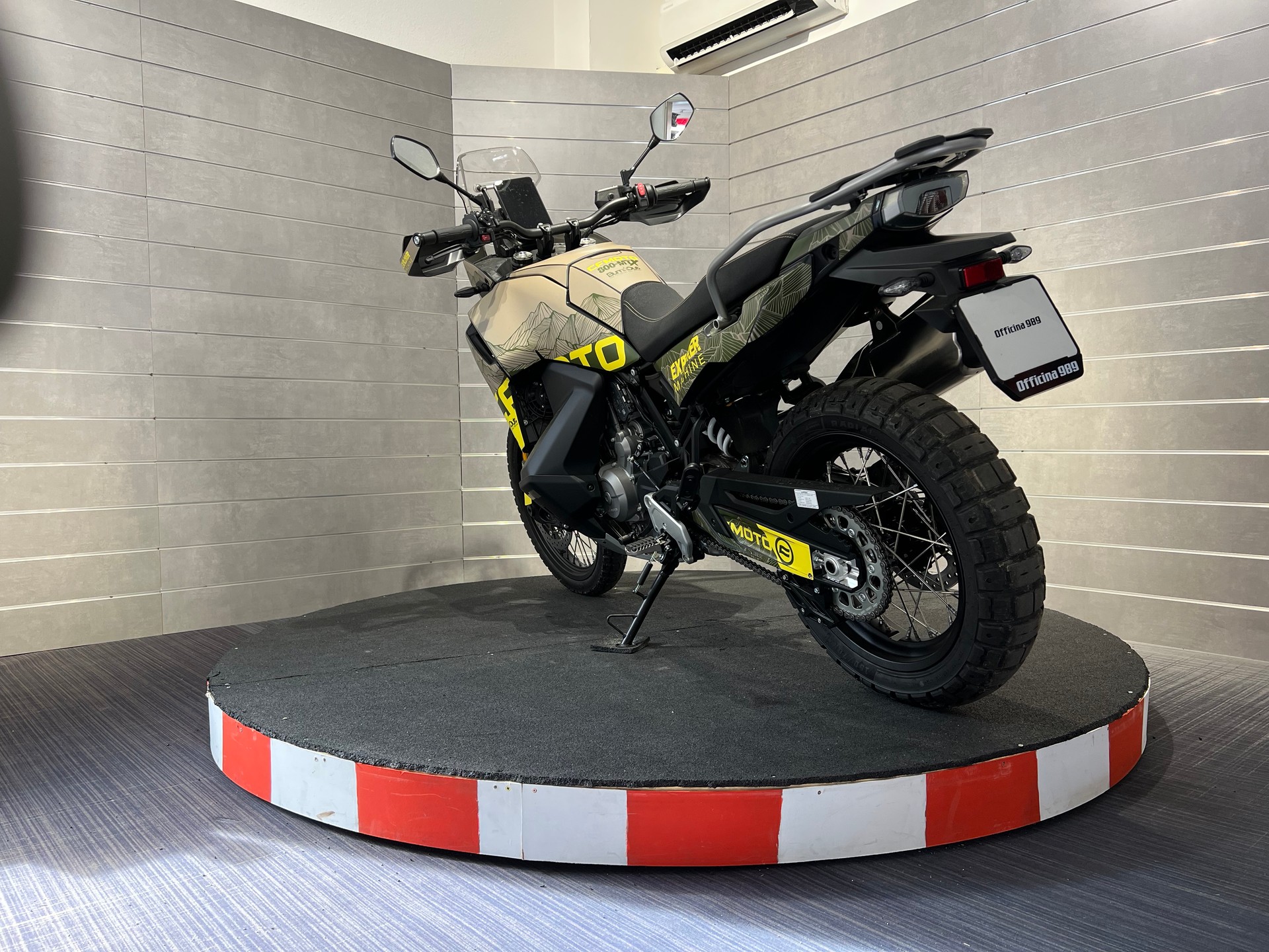 CF MOTO 800 MT-X-showroom-element-3