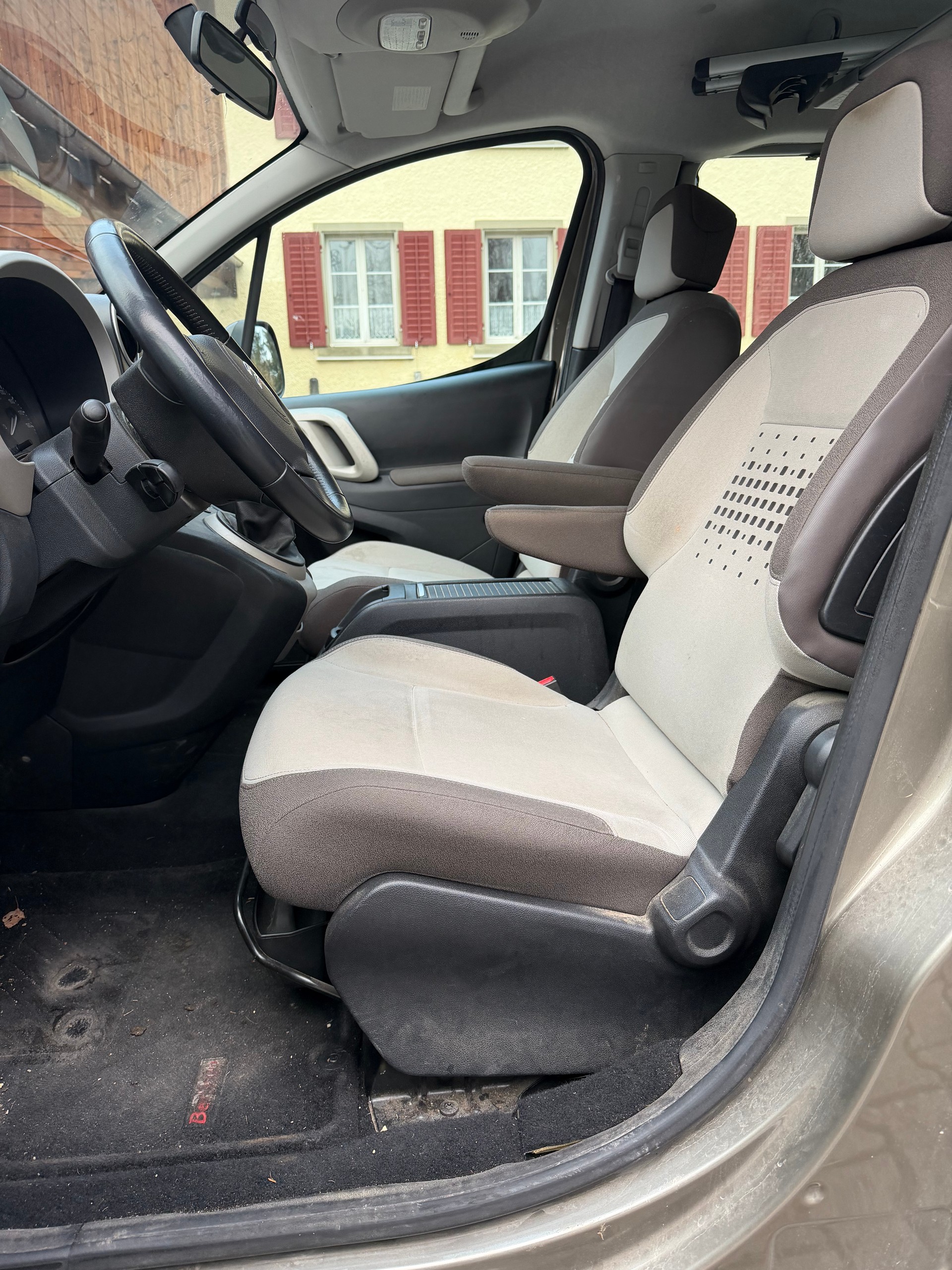 CITROEN Berlingo 1.6 16V XTR-image-5