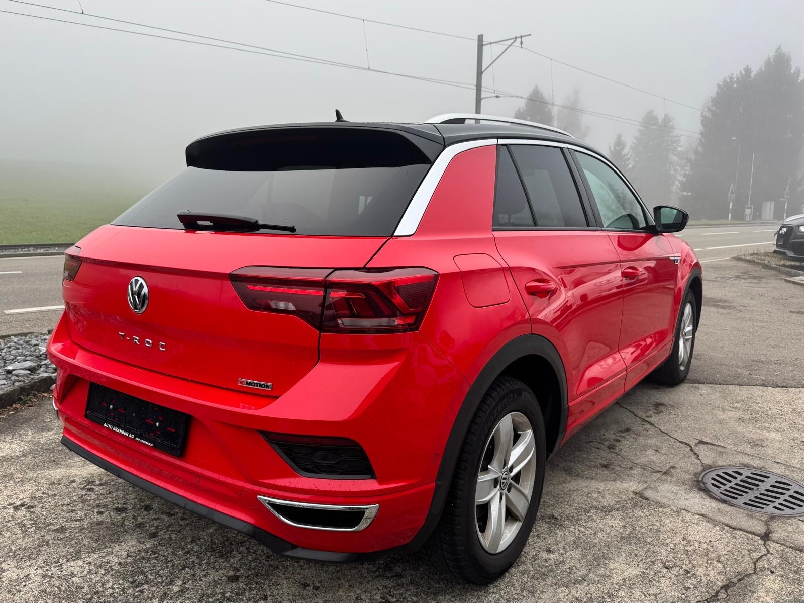 VW T-Roc 2.0 TSI Advance DSG 4Motion-image-3
