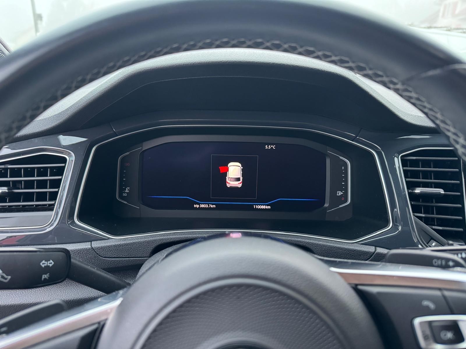 VW T-Roc 2.0 TSI Advance DSG 4Motion-image-10