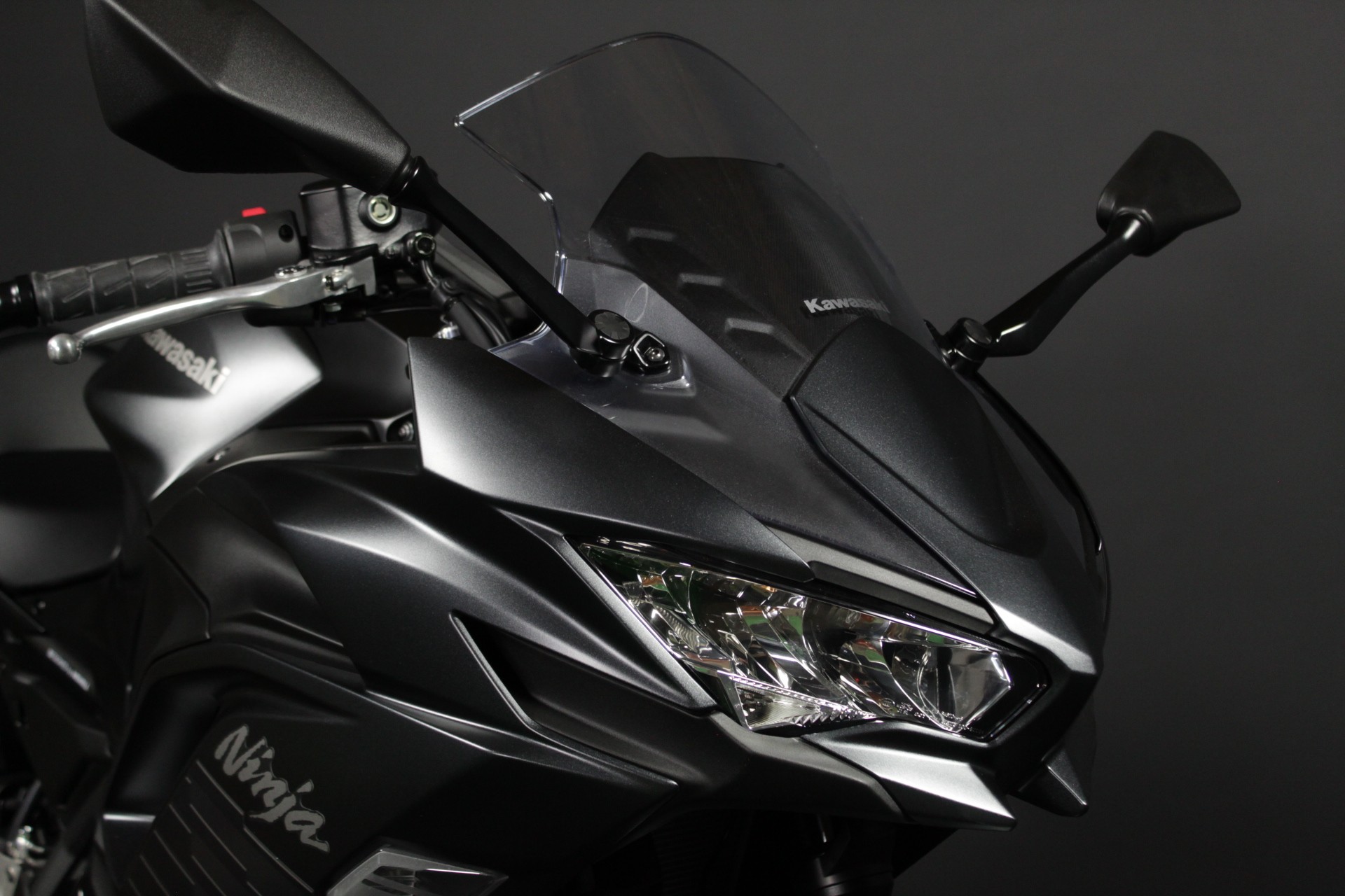 KAWASAKI Ninja 650 (50/35 KW) Level 1-showroom-element-3