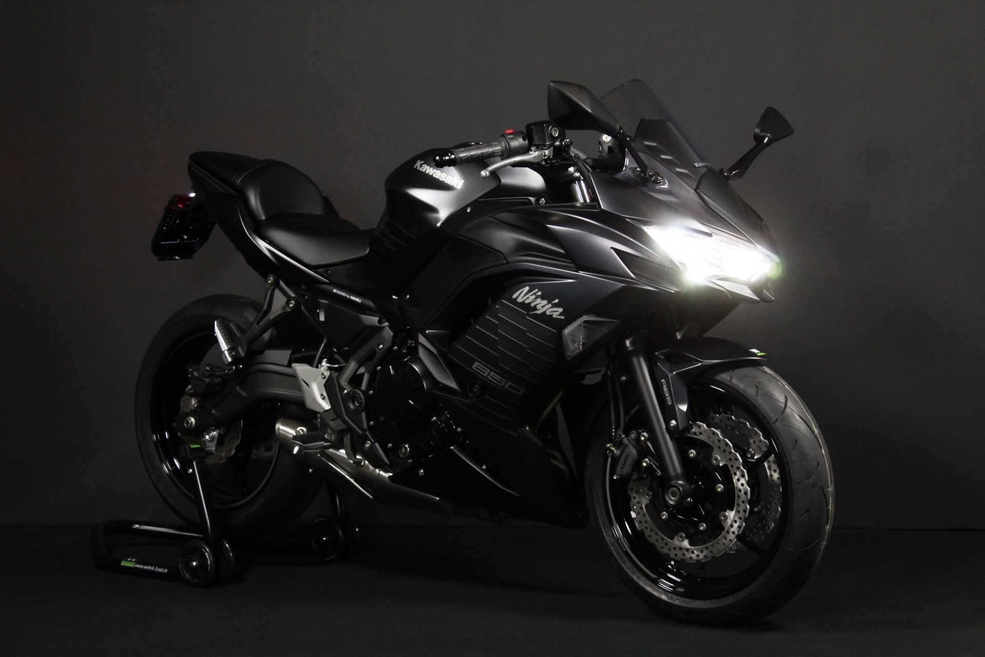 KAWASAKI Ninja 650 (50/35 KW) Level 1-showroom-element-2