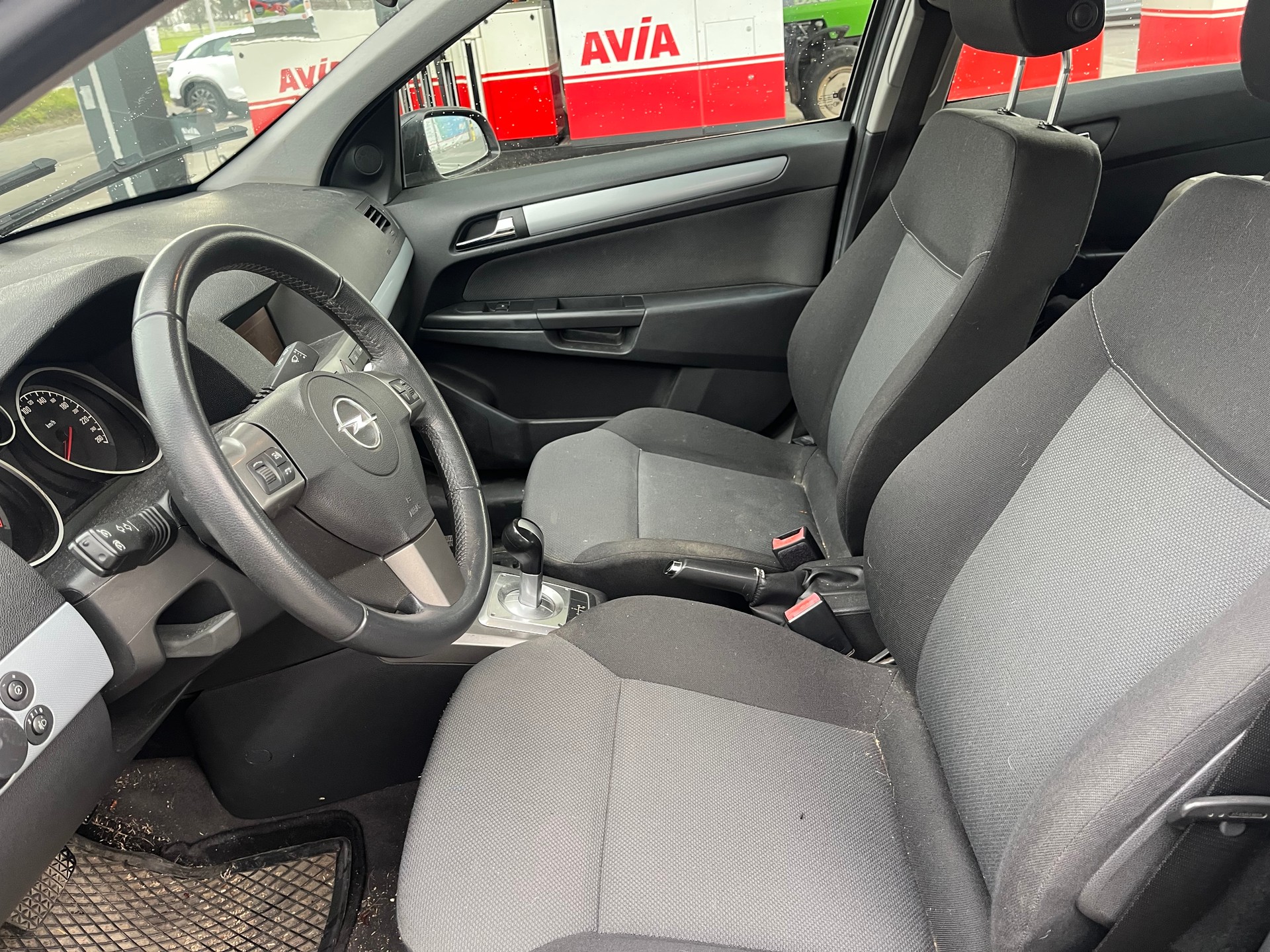 OPEL Astra 1.6i 16V TP Silverline-image-10