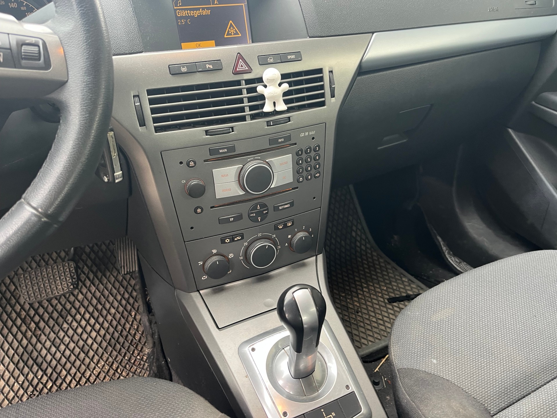 OPEL Astra 1.6i 16V TP Silverline-image-11