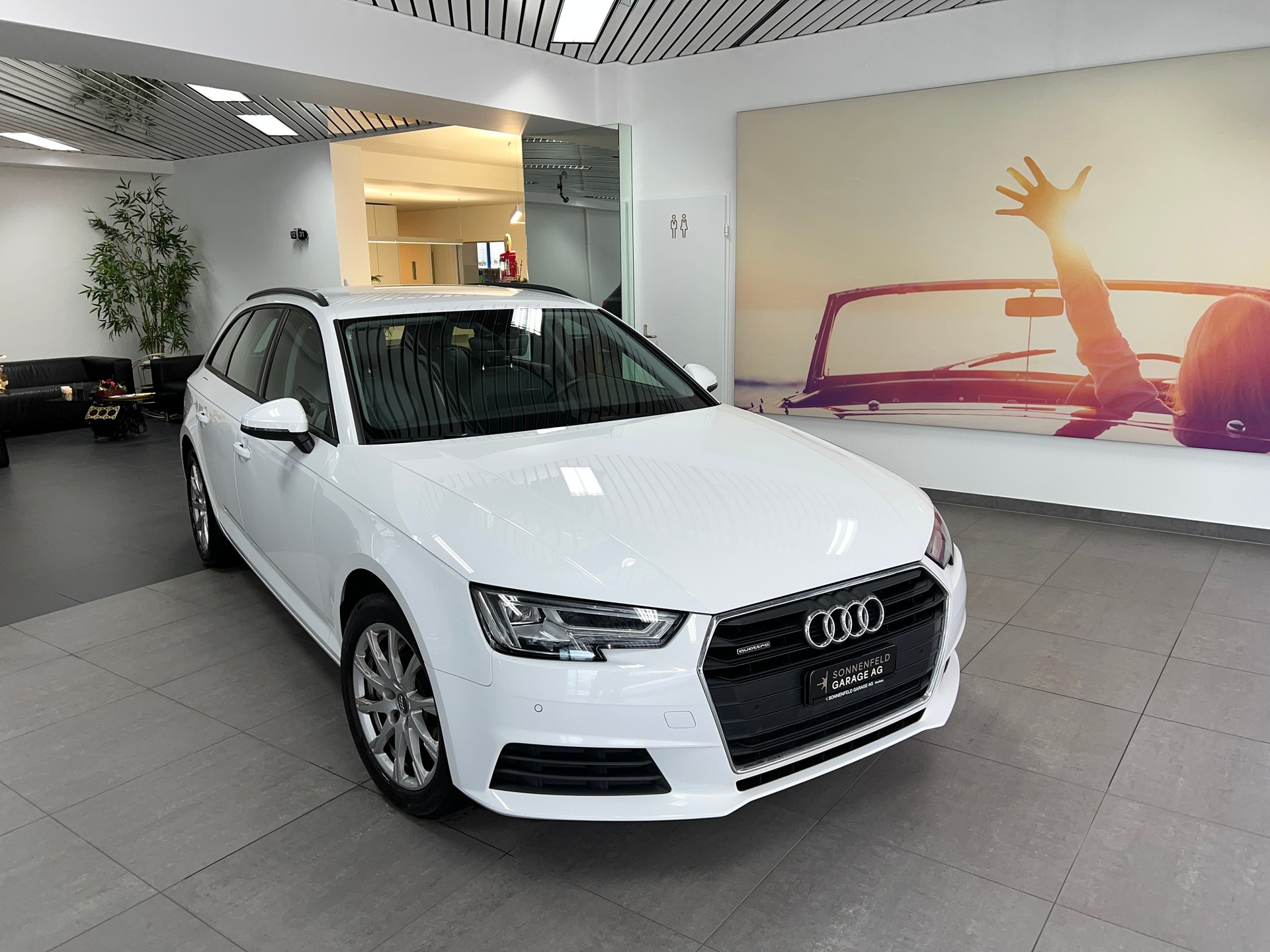 AUDI A4 Avant 40 TDI Sport quattro S-tronic-image-0