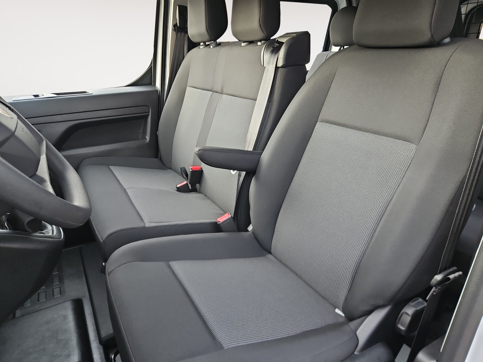 PEUGEOT Expert 1.5 BlueHDi 120 S&S Vertiefte Kabine Standard-image-5