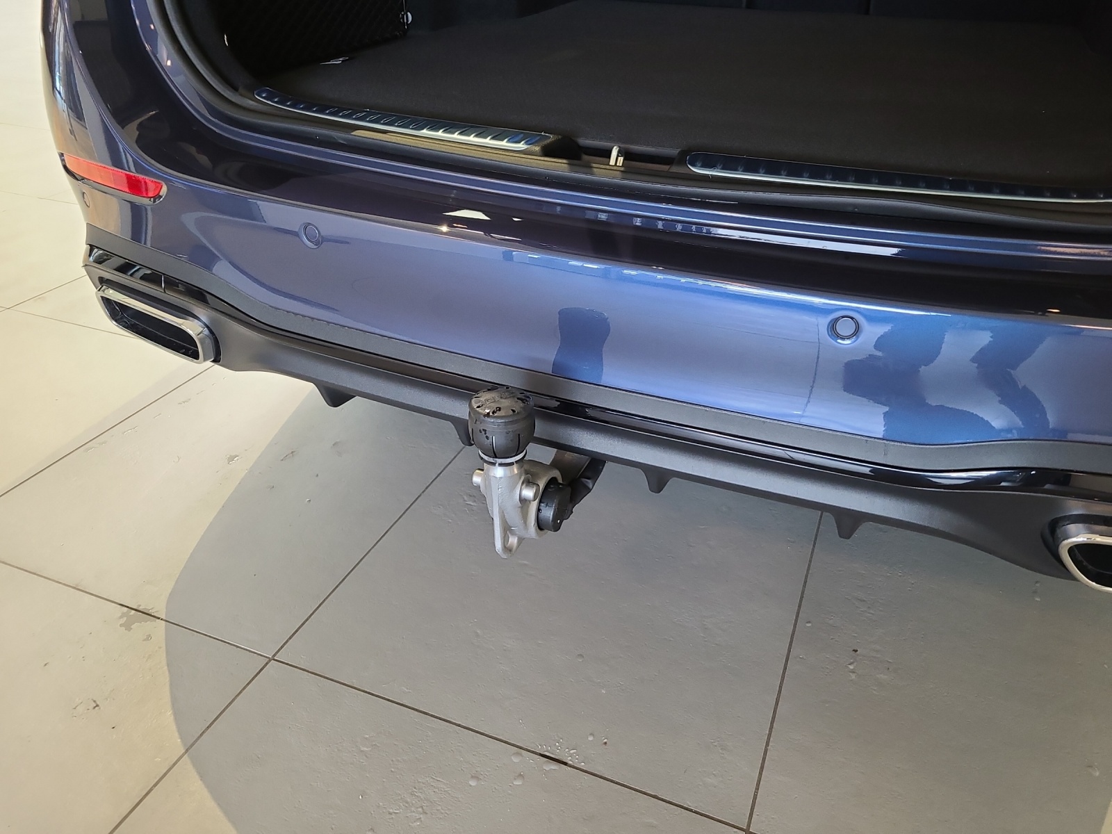 MERCEDES-BENZ C 220 d T 4 Matic Swiss Star-image-15