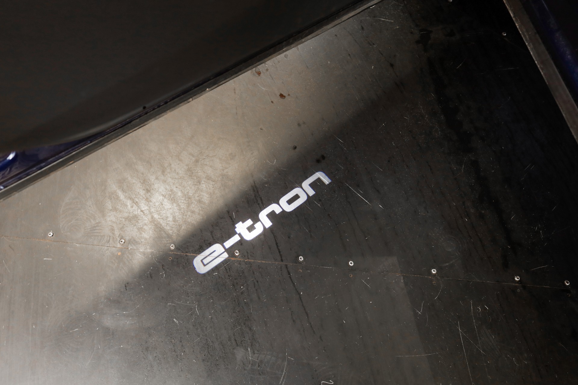 AUDI e-tron 55 Sportback S Line quattro-image-17